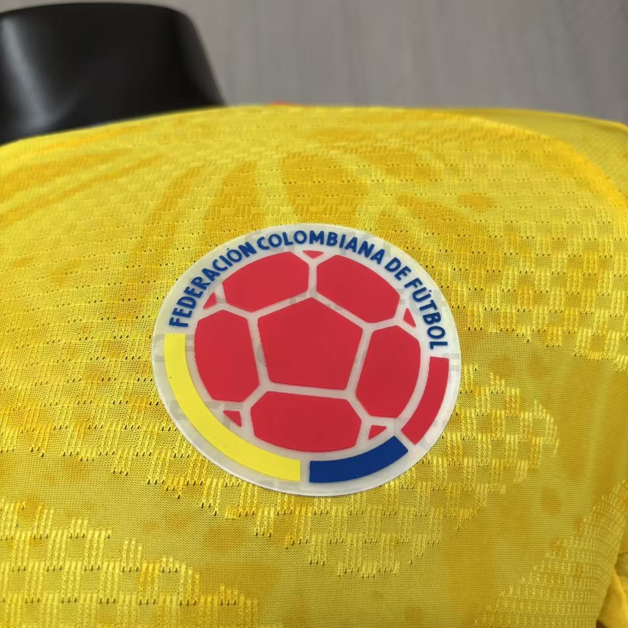 Player version long-sleeved 2026 Colombia home jersey