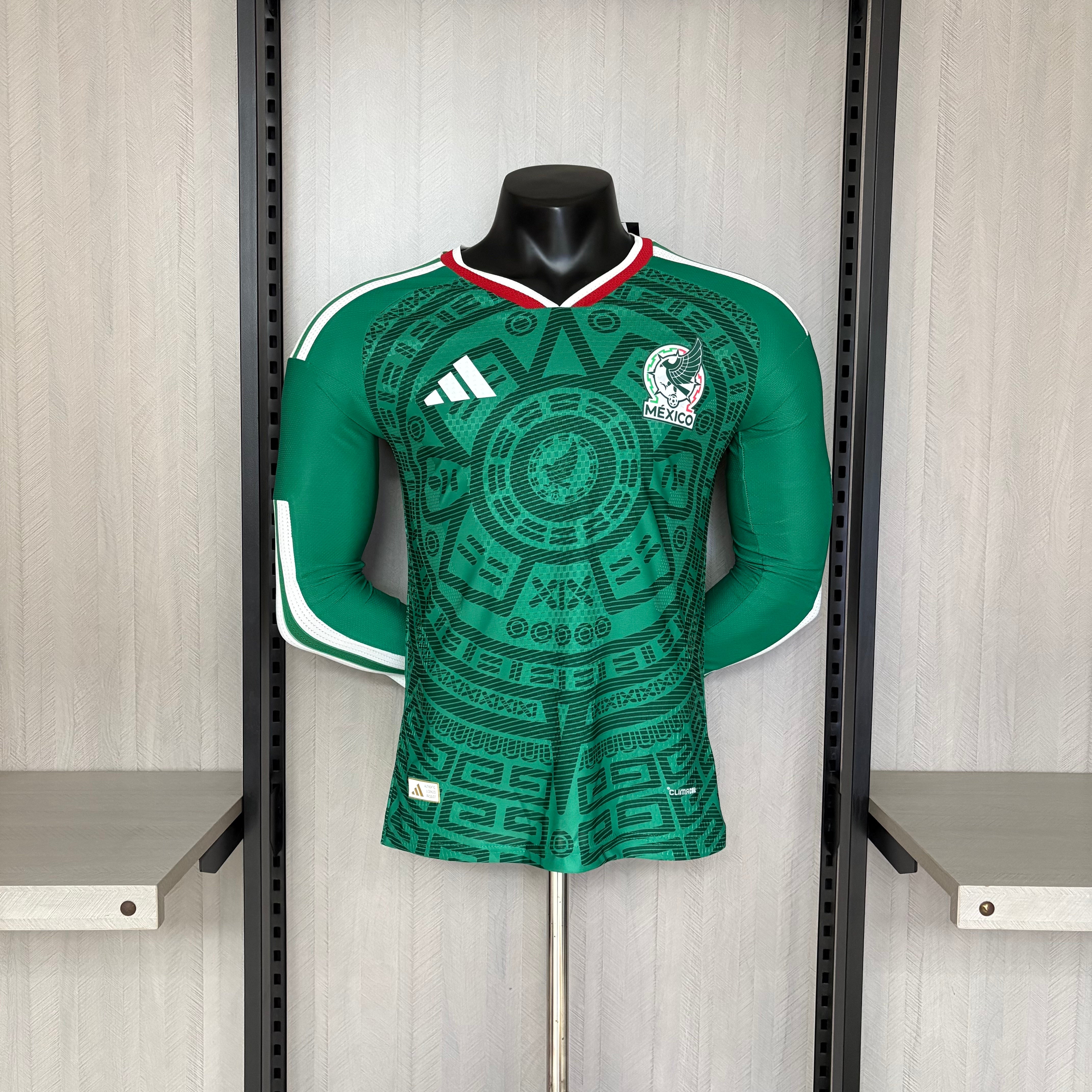 Player version long-sleeved 2026 Mexico home jersey