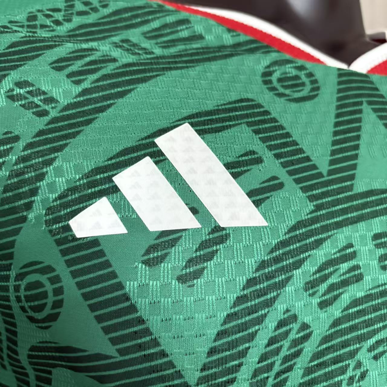 Player version long-sleeved 2026 Mexico home jersey