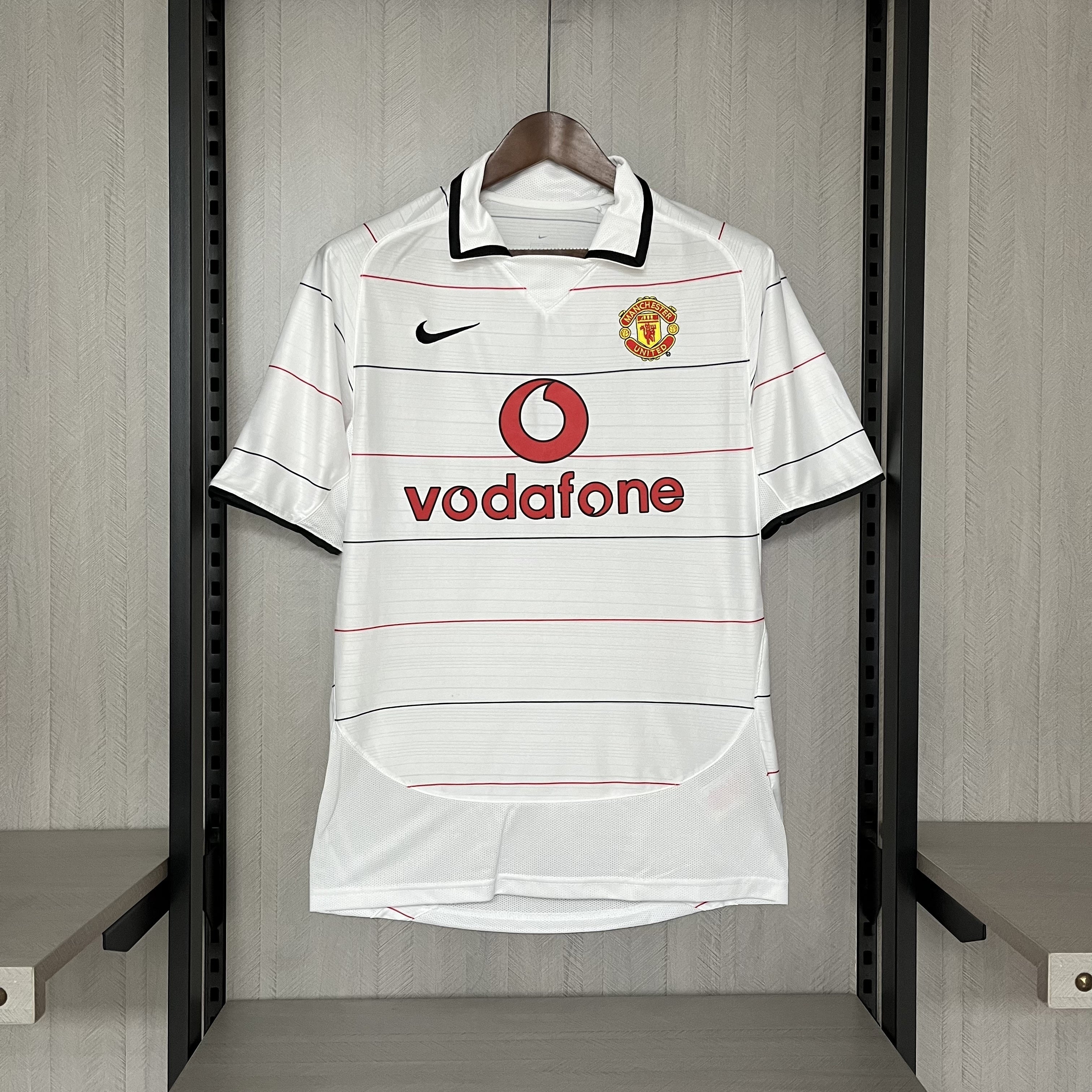 Retro M-U2004/06 away jersey