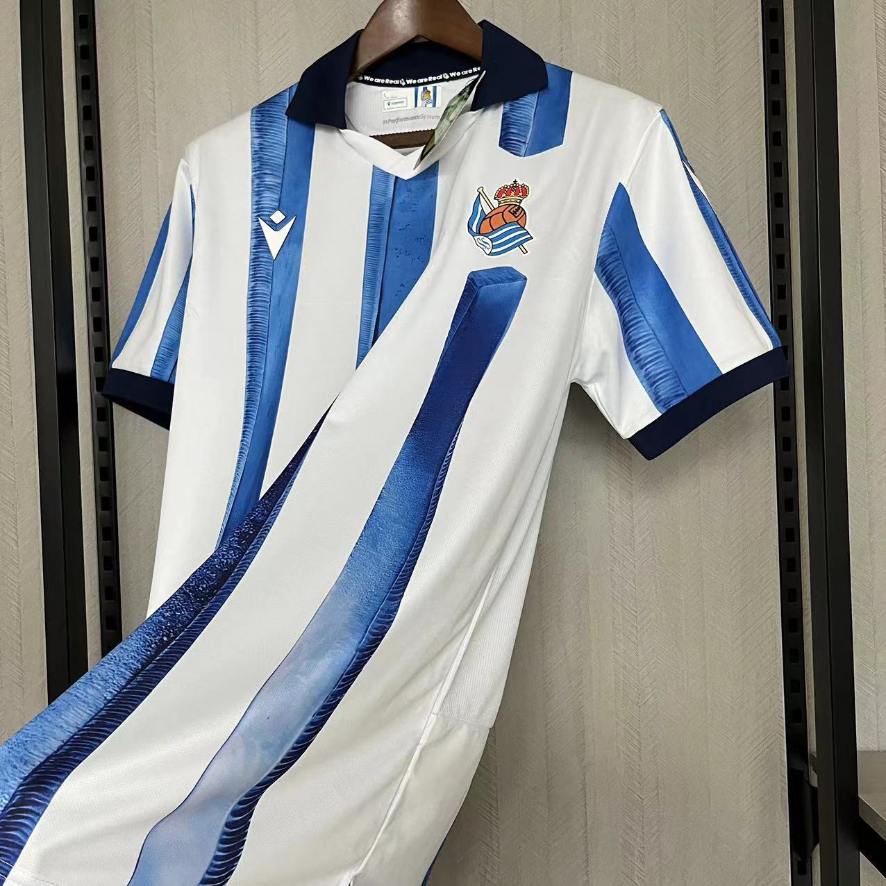 Retro 23/24 Real Sociedad home