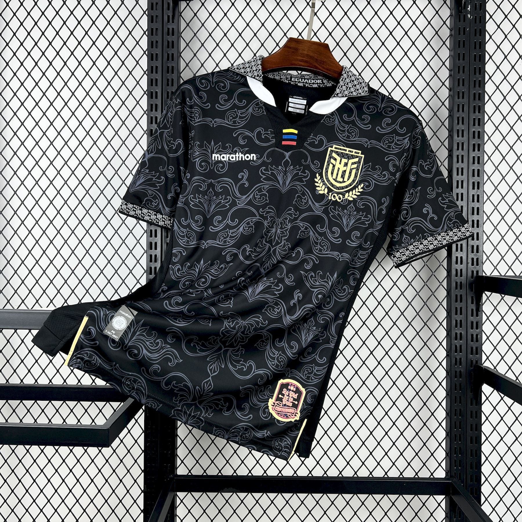 Ecuador Goalkeeper Shirt 26/27 - Official Home Edition - OFFICIAL FAN VERSION