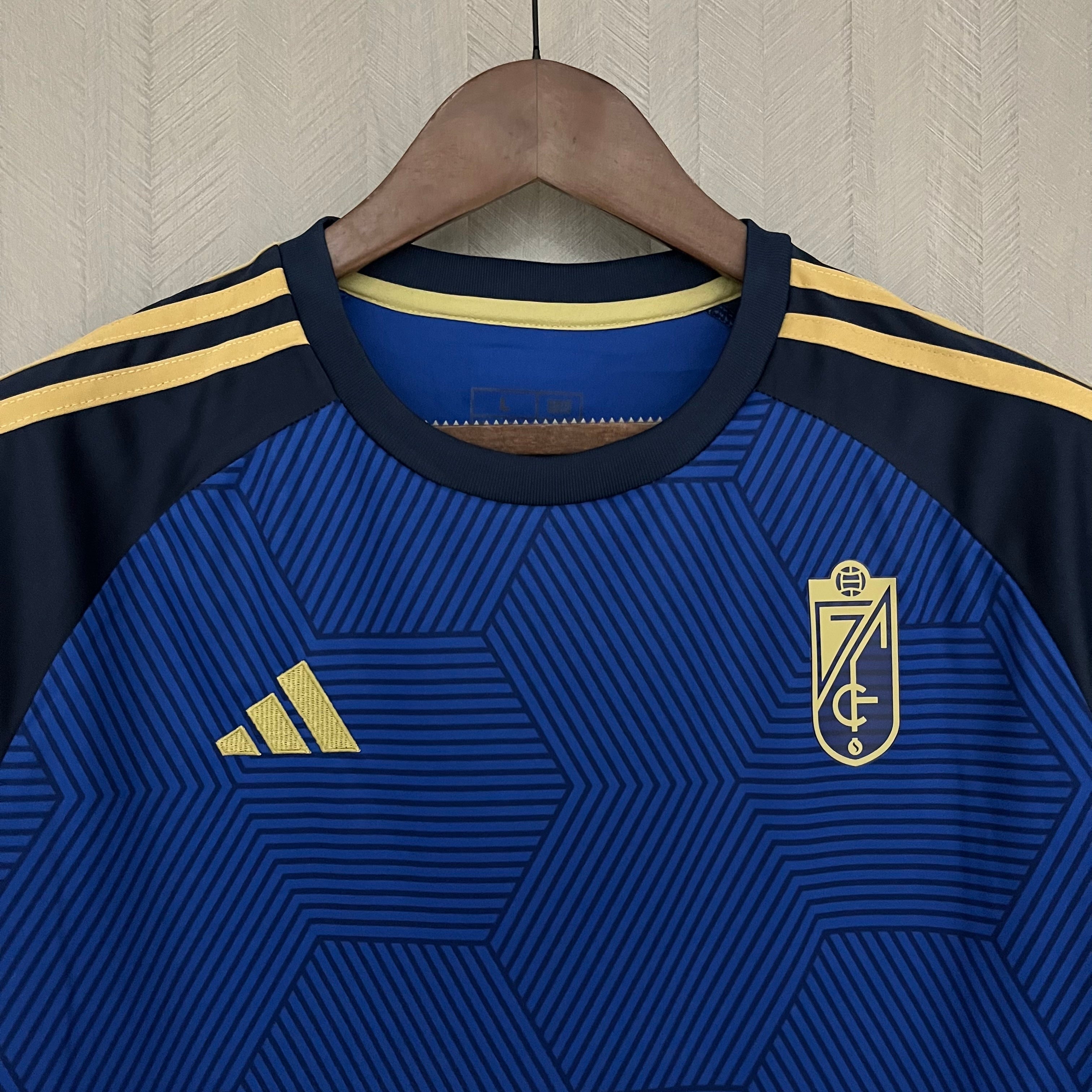 Retro Granada 23/24 Away Jersey