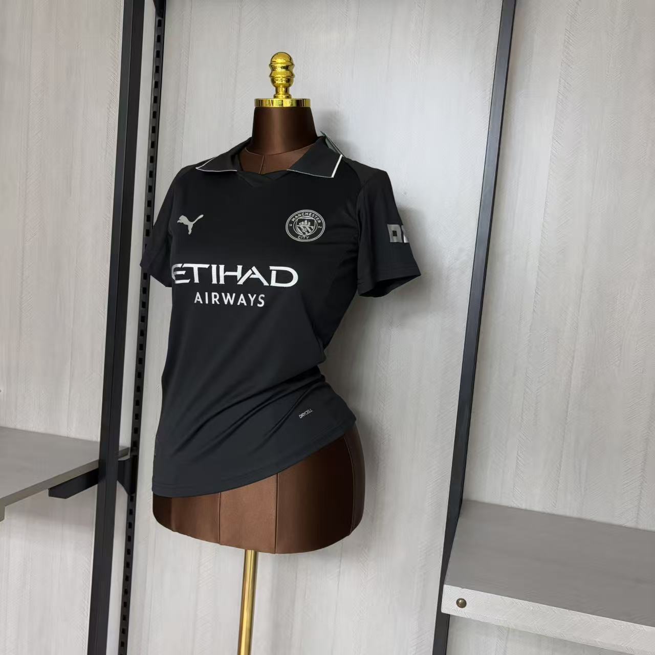 Women's 2025/26 Manchester City Black Jersey