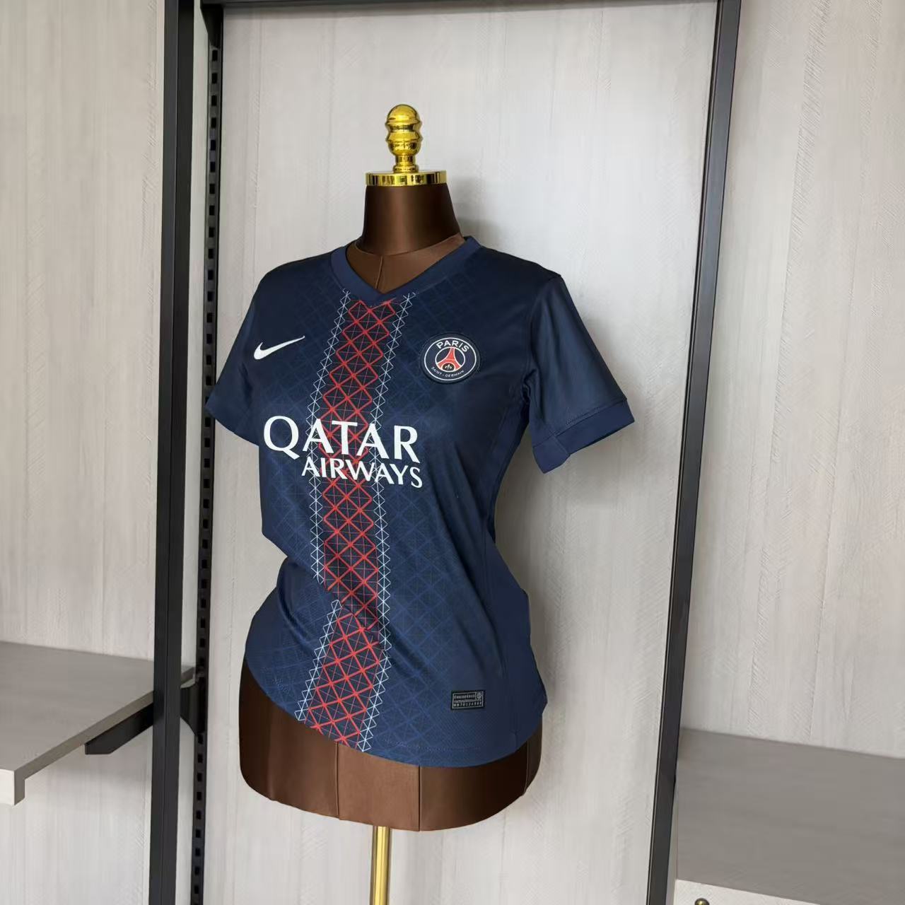 Women's 2025/26 PSG Home Jersey