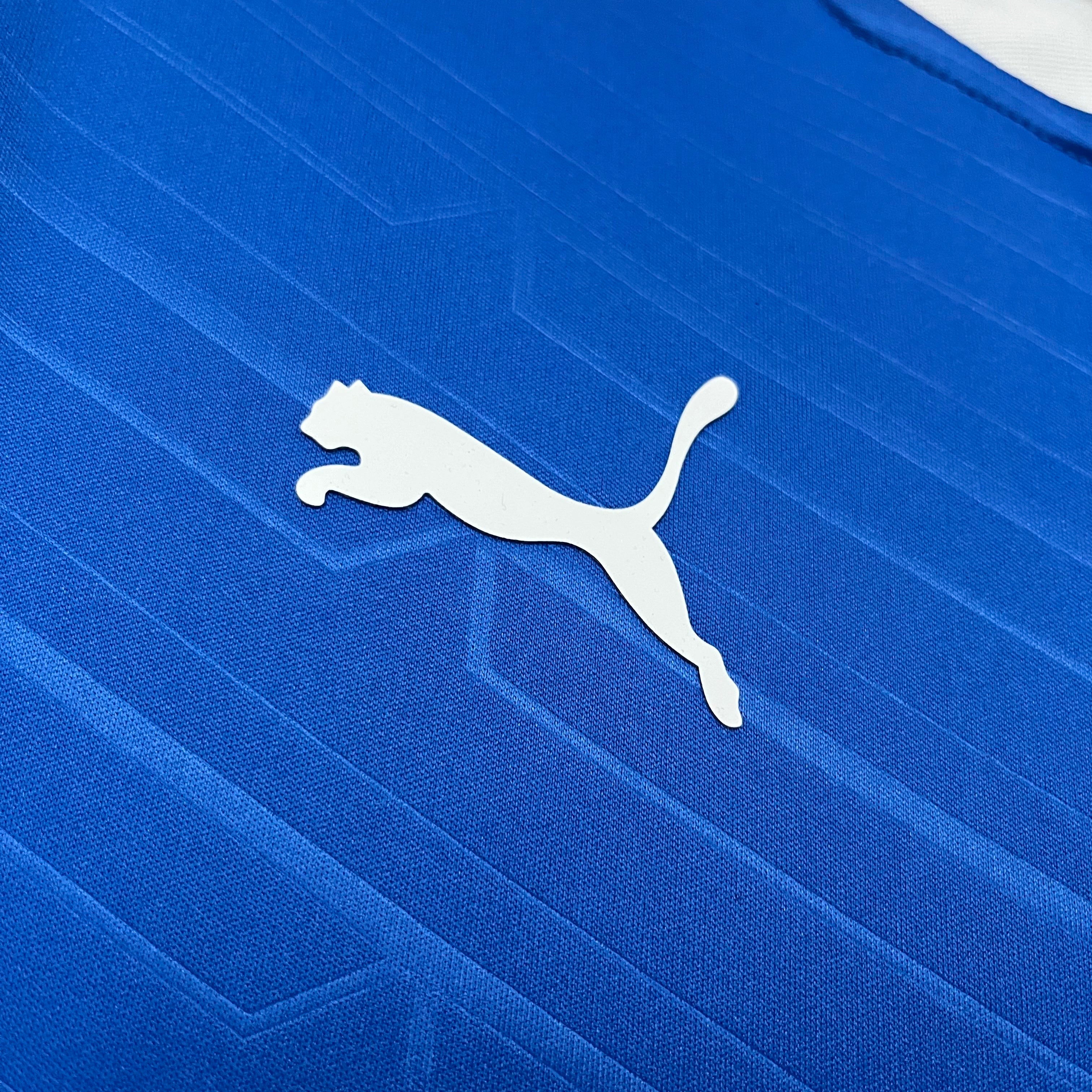 Retro Italian 2012 Home