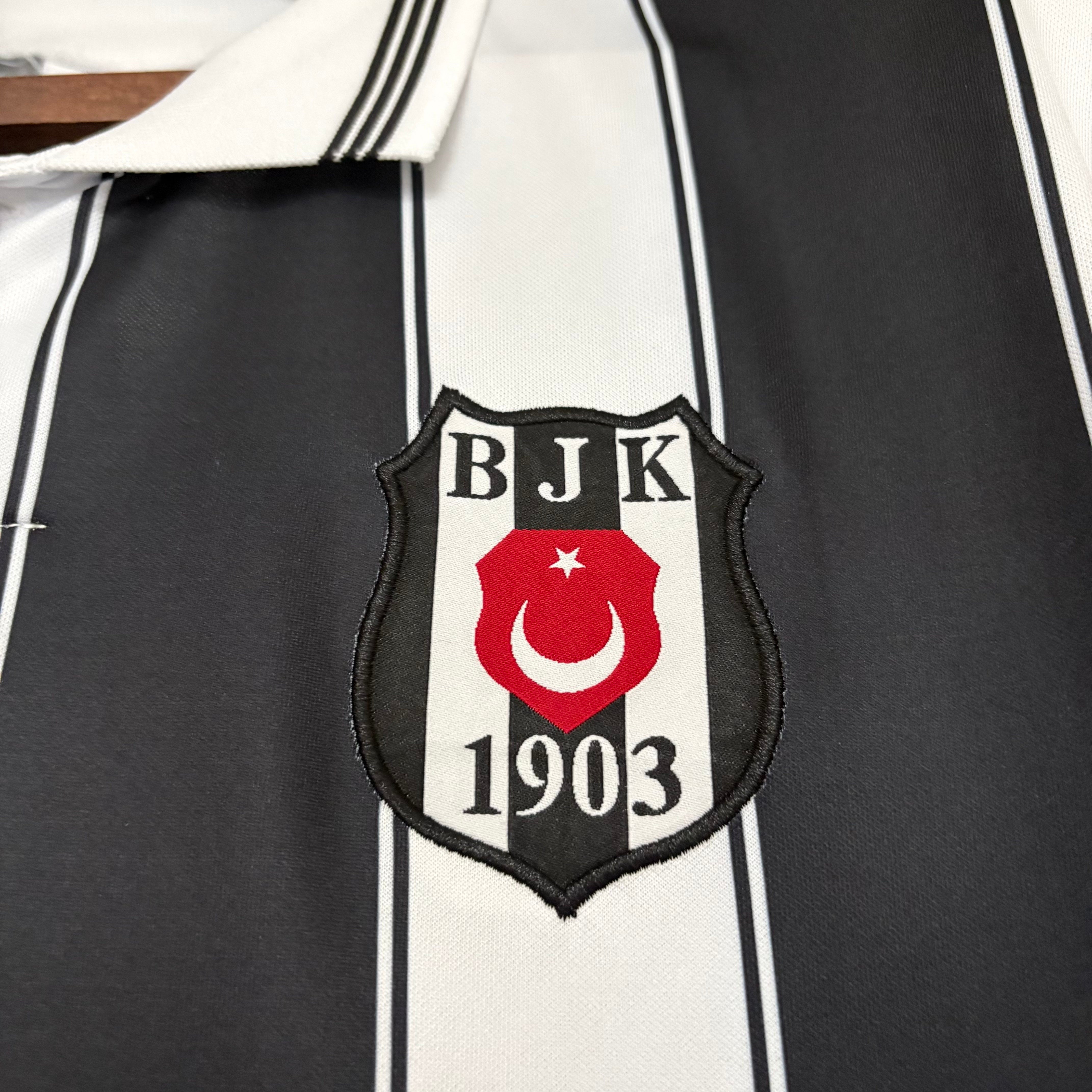 Retro Besiktas 1996/97 Away Jersey