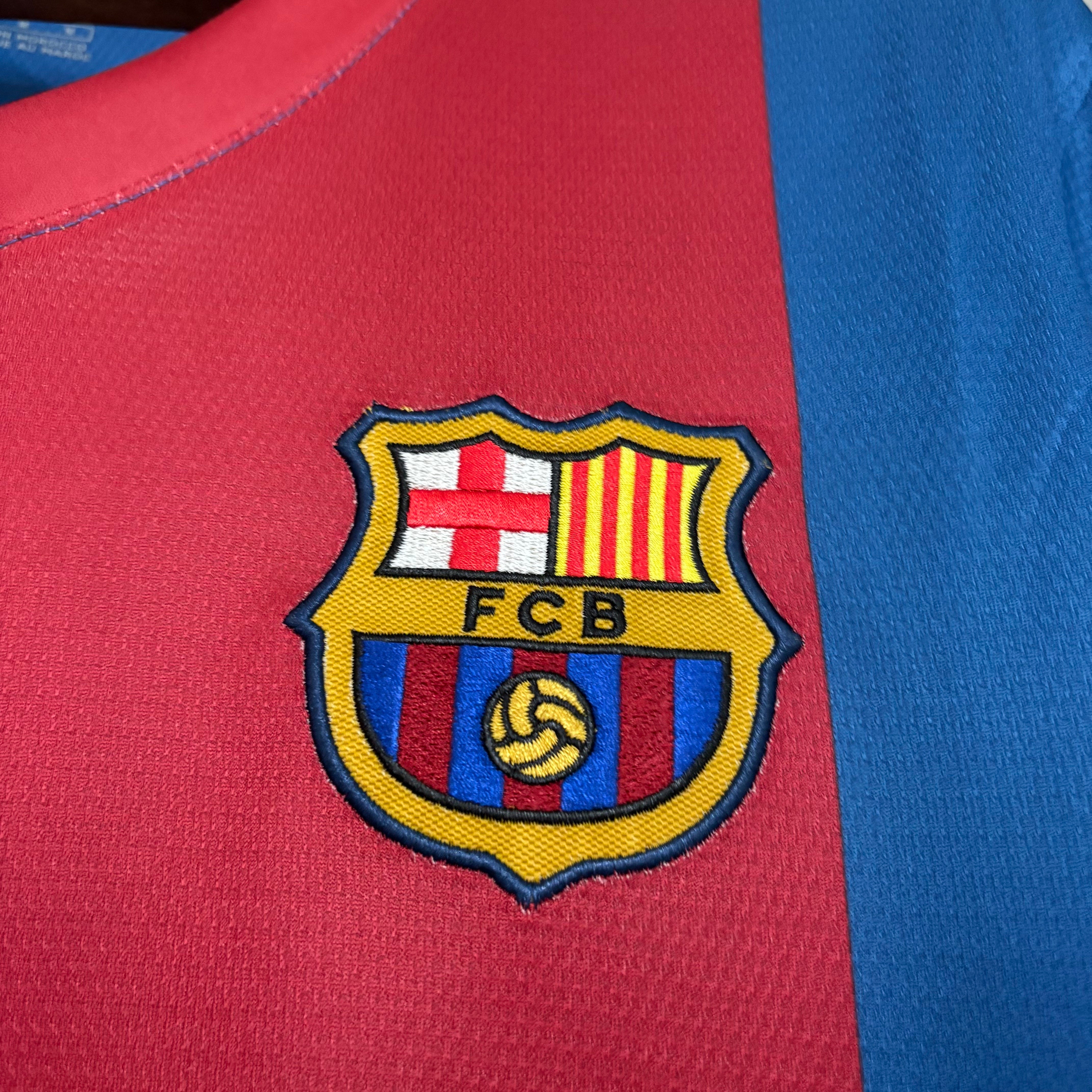 Retro Barcelona 2006/07 Home Jersey