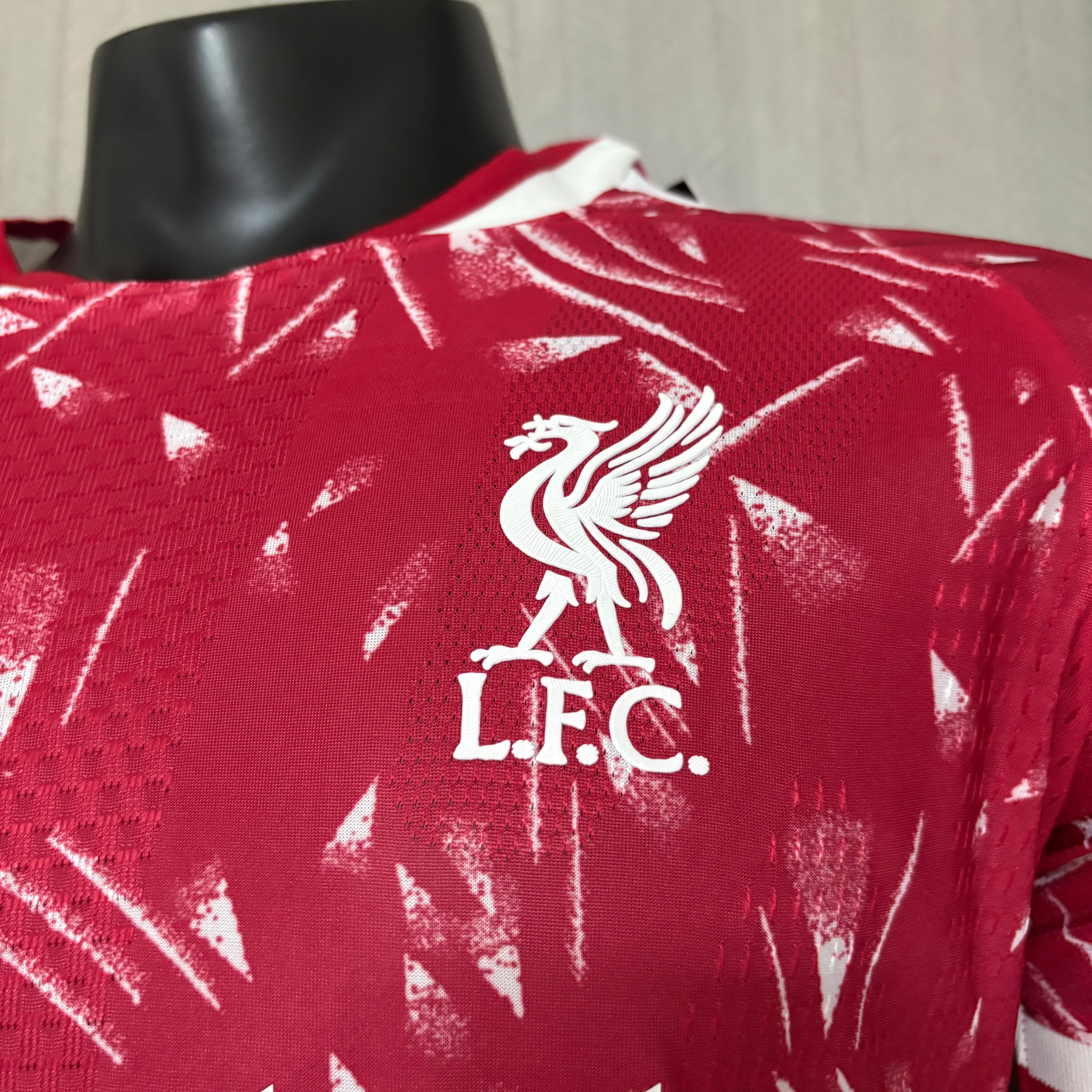 Player version 2026/27 Liverpool home jersey