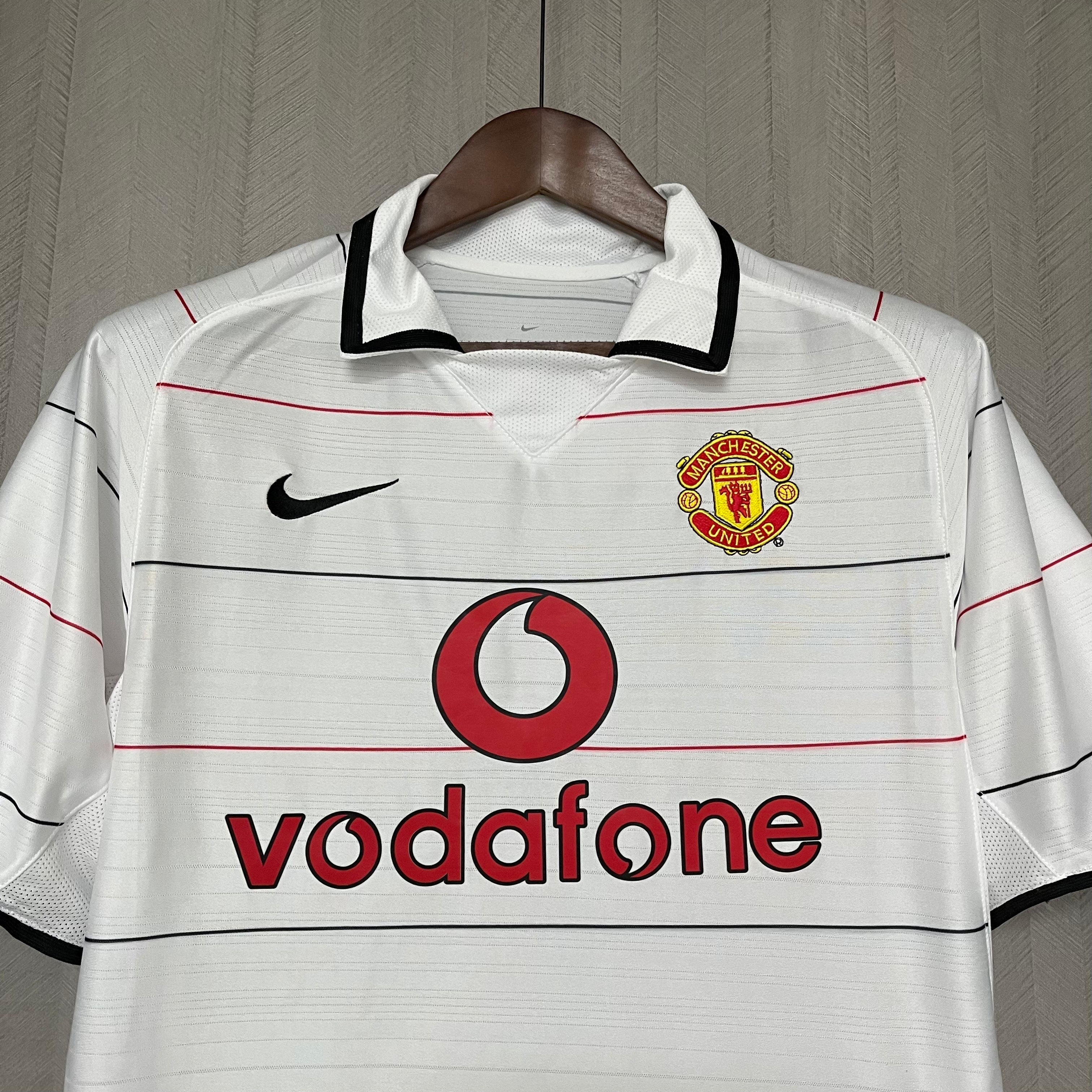 Retro M-U2004/06 away jersey