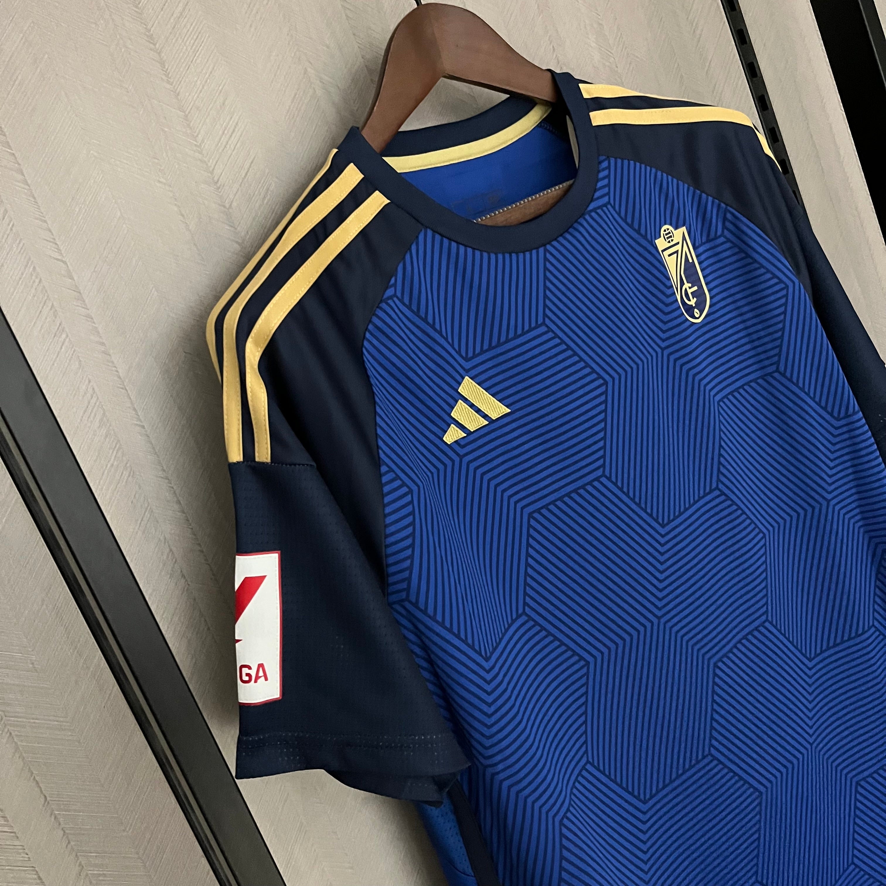 Retro Granada 23/24 Away Jersey