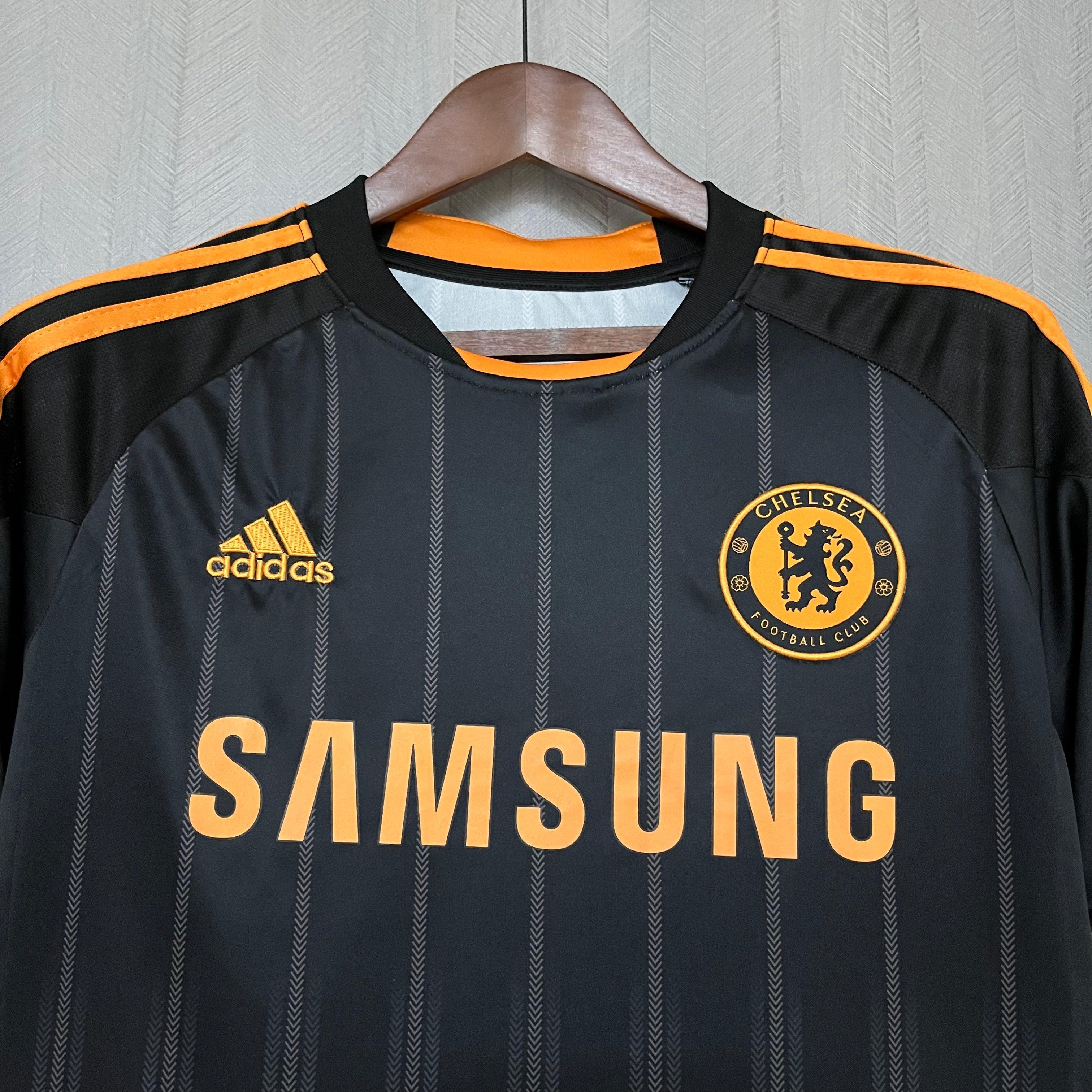 Retro Chelsea 2010/11 away jersey