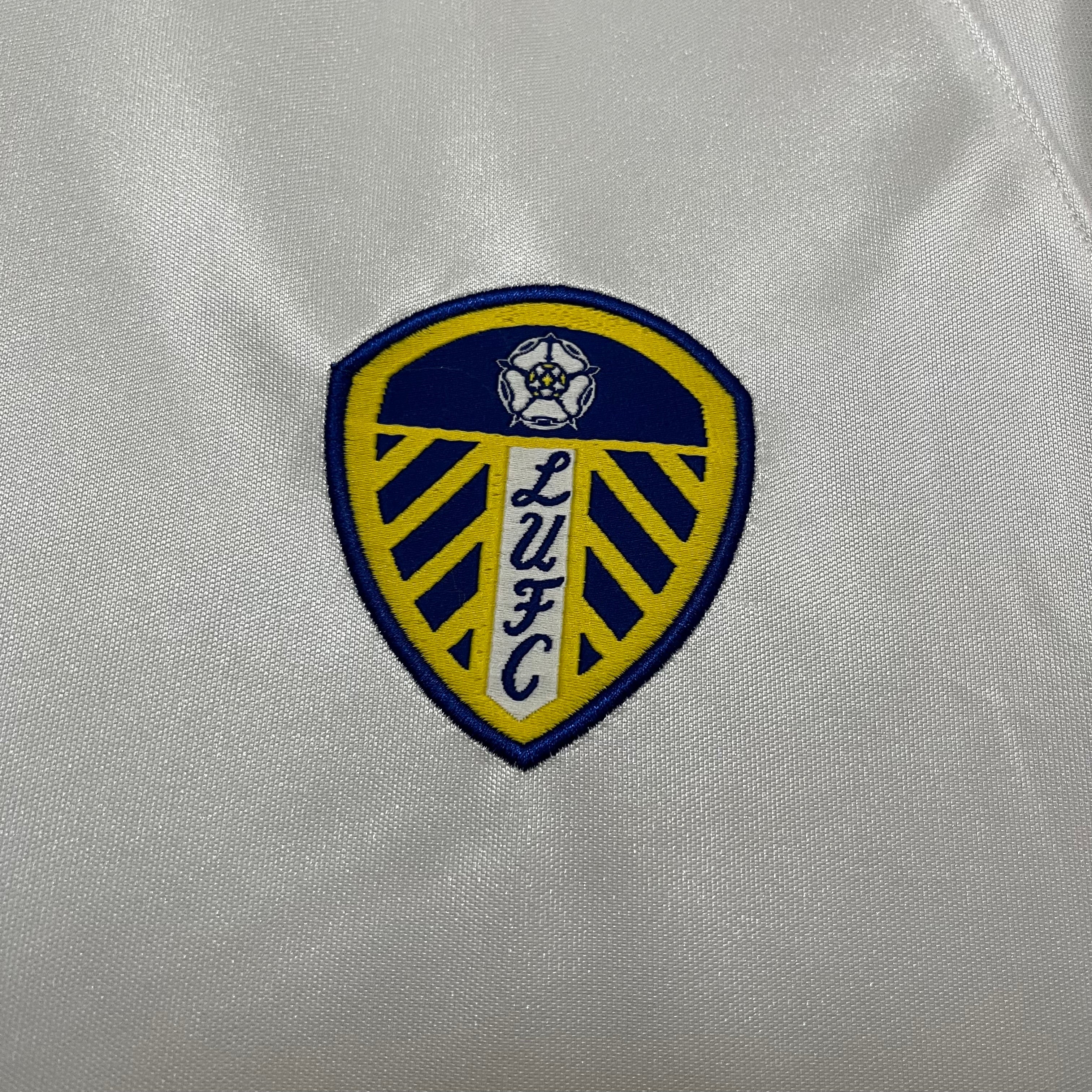 Retro Leeds United 1999 home jersey