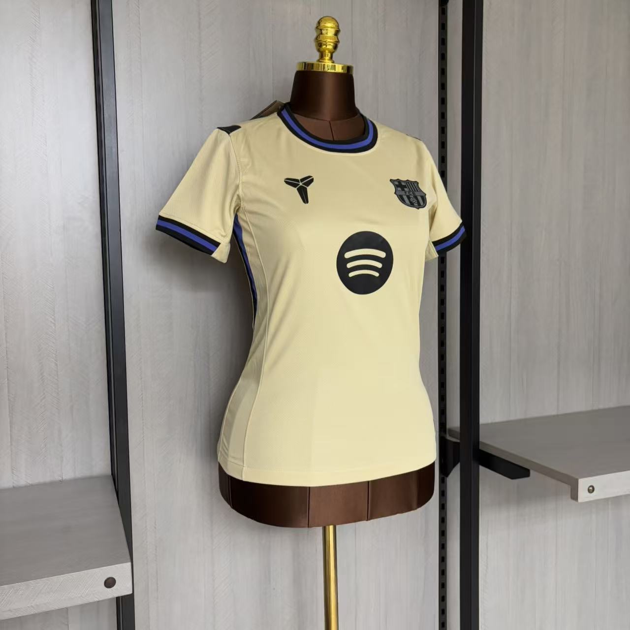Women's 2025/26 Barcelona Away Jersey