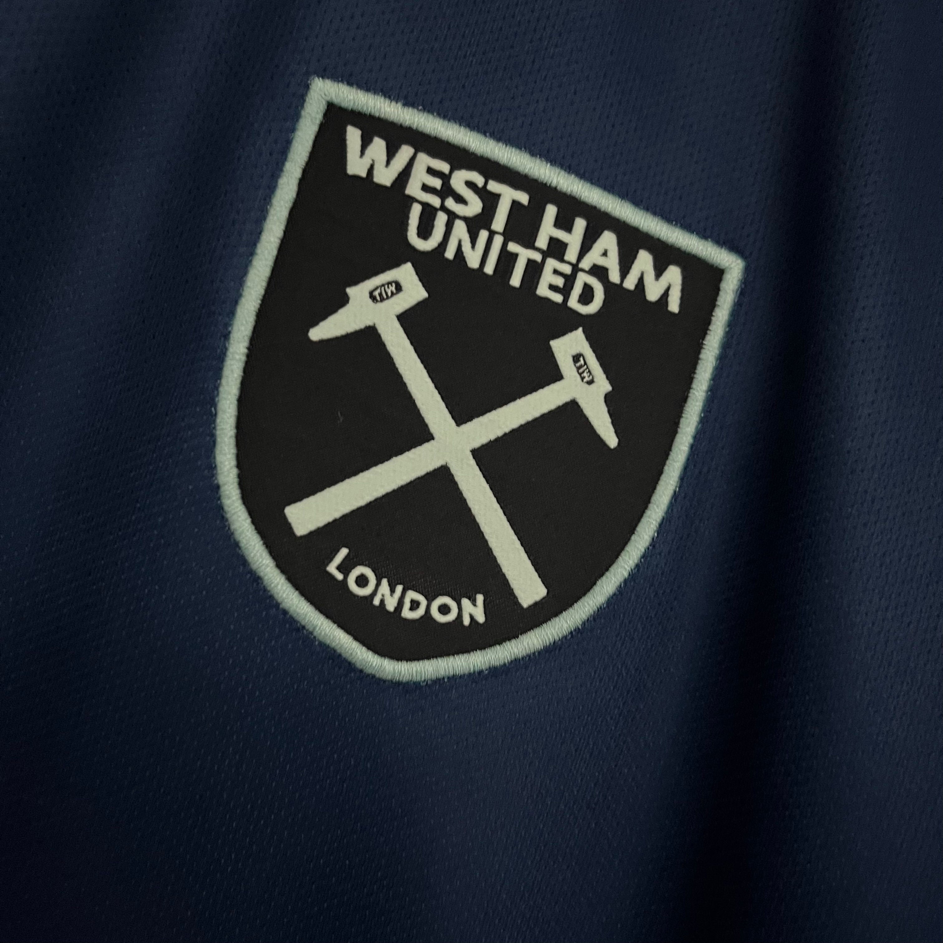 Retro 23/24 West Ham United III