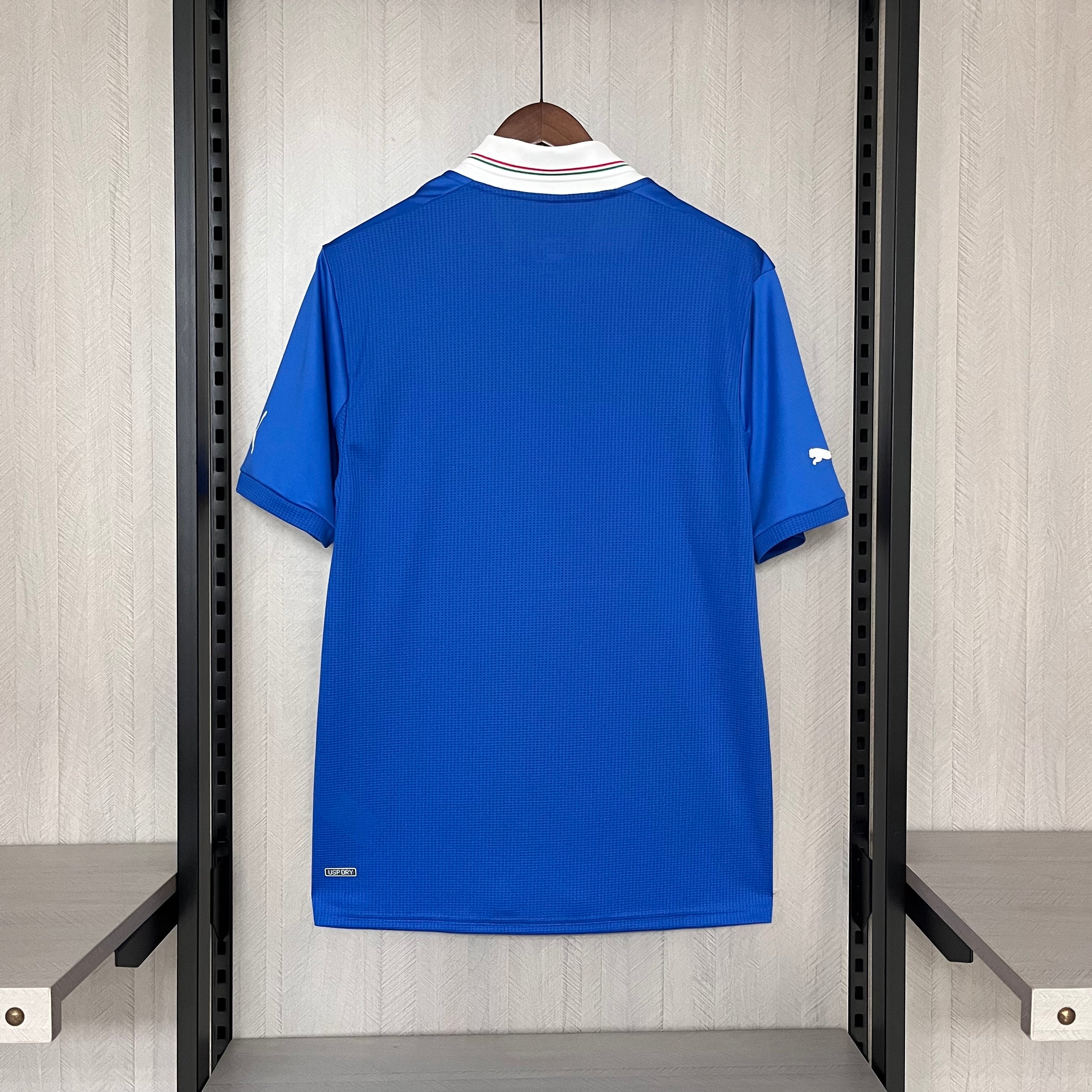 Retro Italian 2012 Home