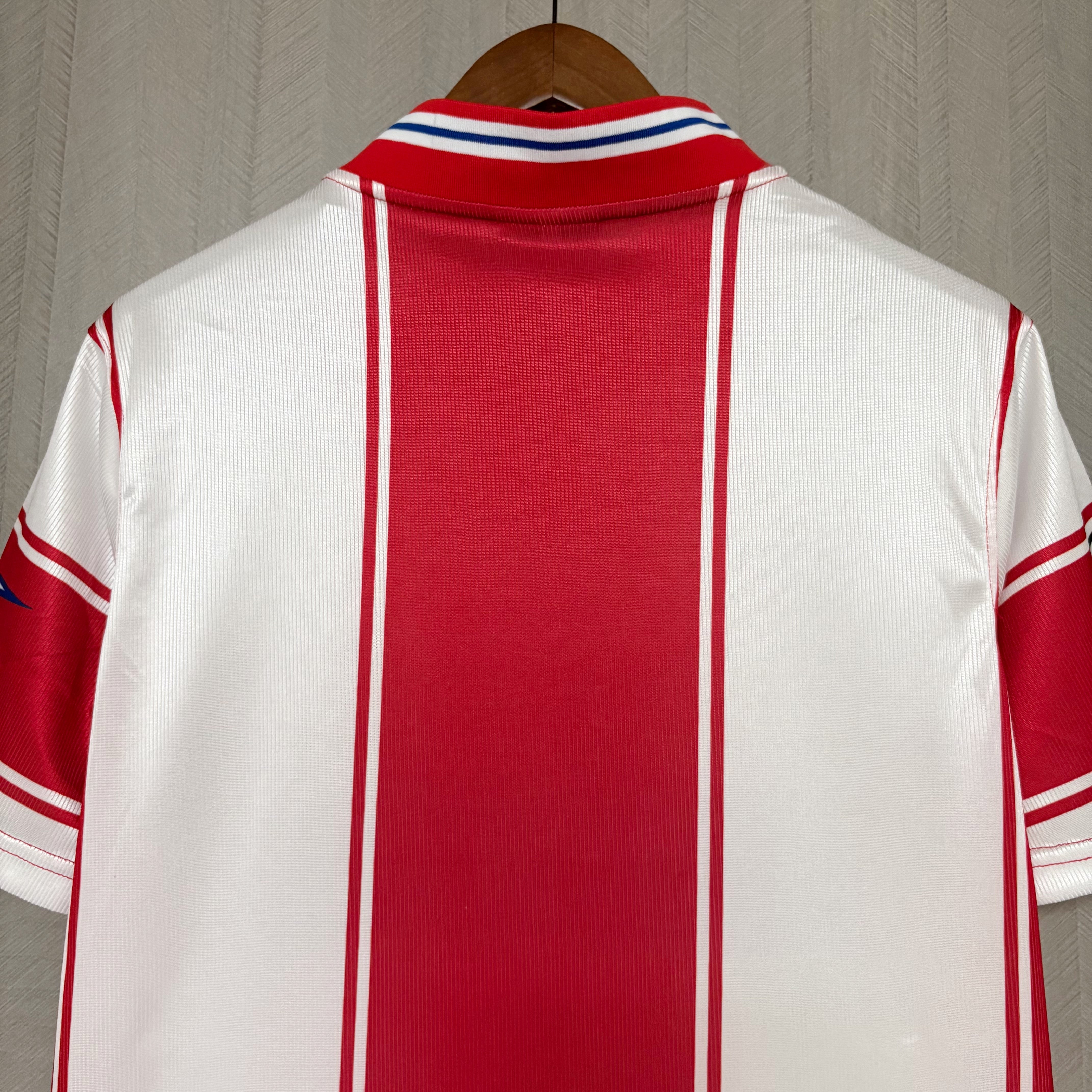 Retro 1999/00Atletico Madrid Home Jersey