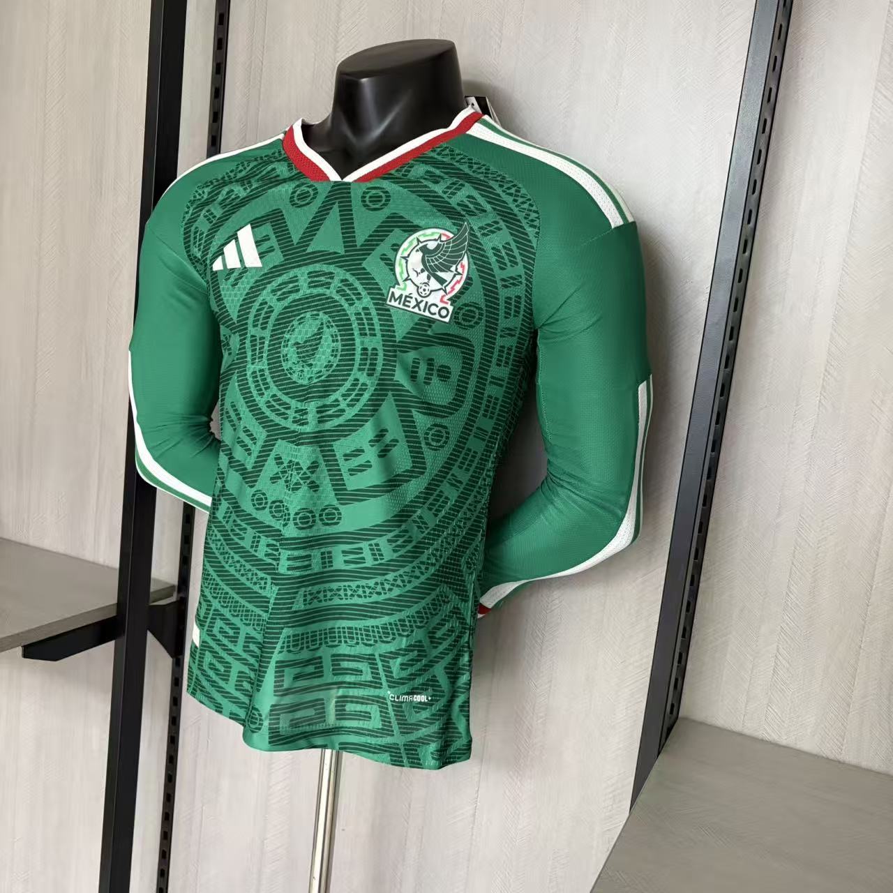 Player version long-sleeved 2026 Mexico home jersey