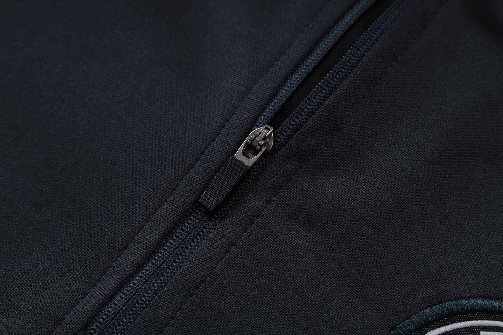 Tracsuit Paris