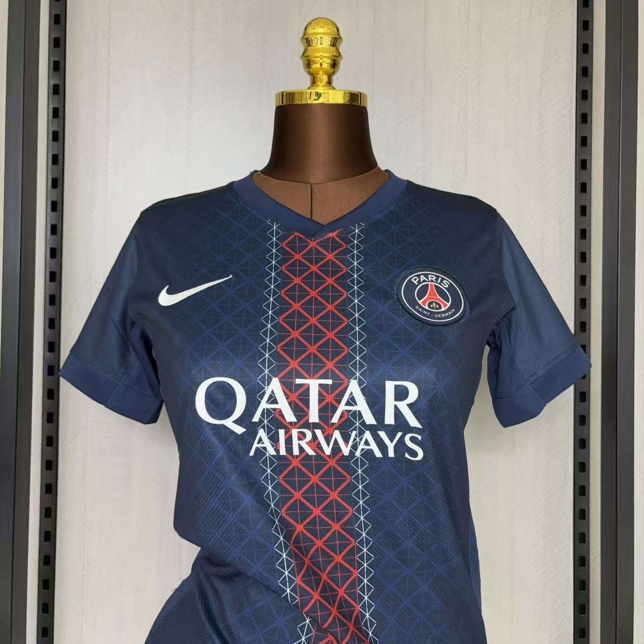 Women's 2025/26 PSG Home Jersey
