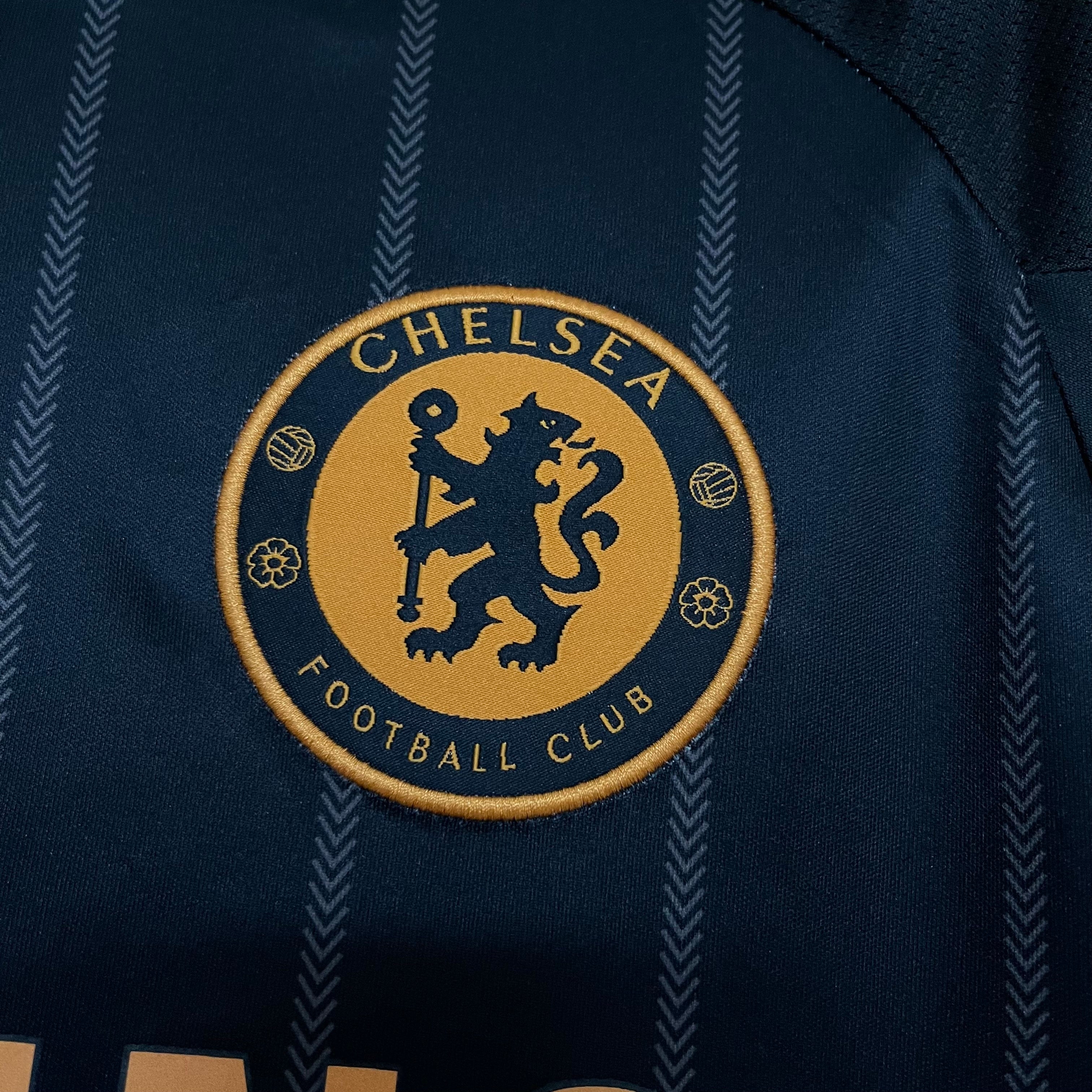 Retro Chelsea 2010/11 away jersey