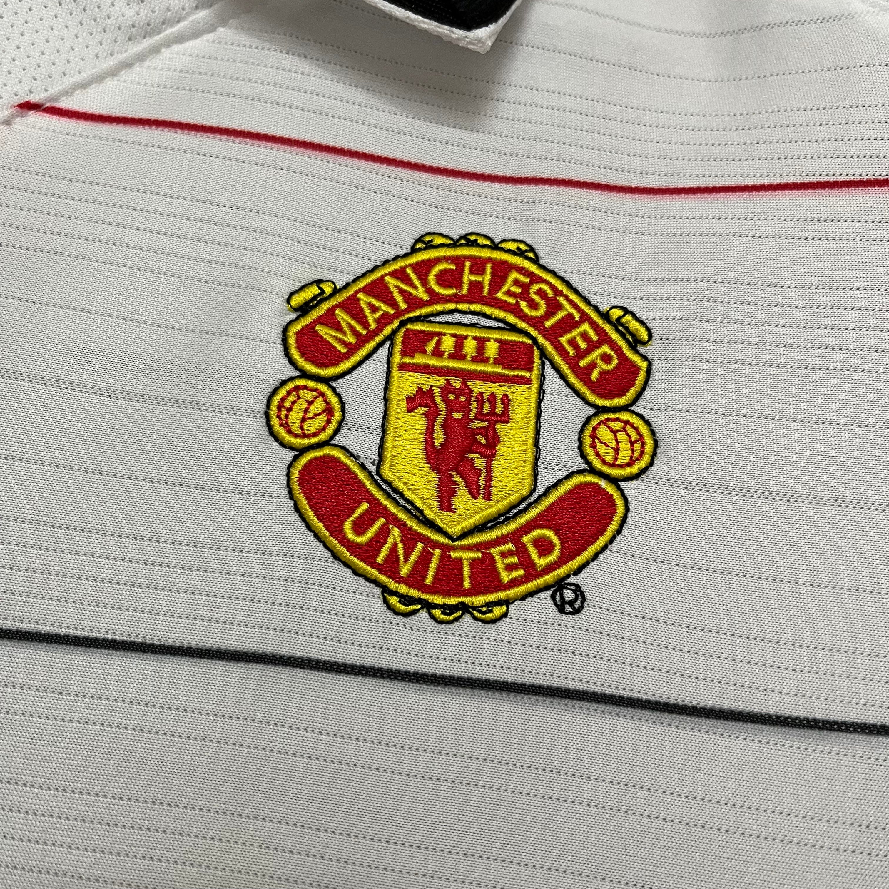 Retro M-U2004/06 away jersey