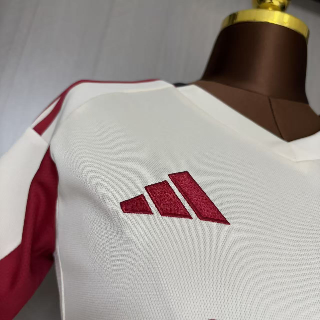 Women's 2025/26 LFC Away Jersey