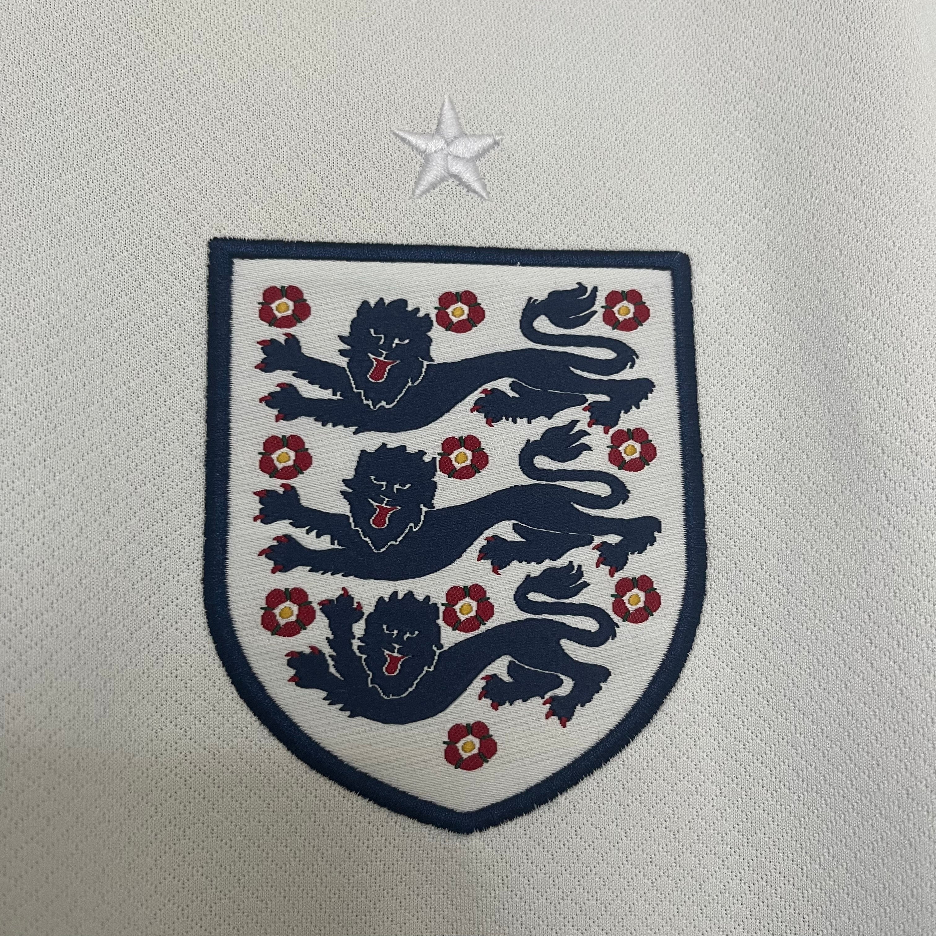 Retro England 1999/00 Home Jersey