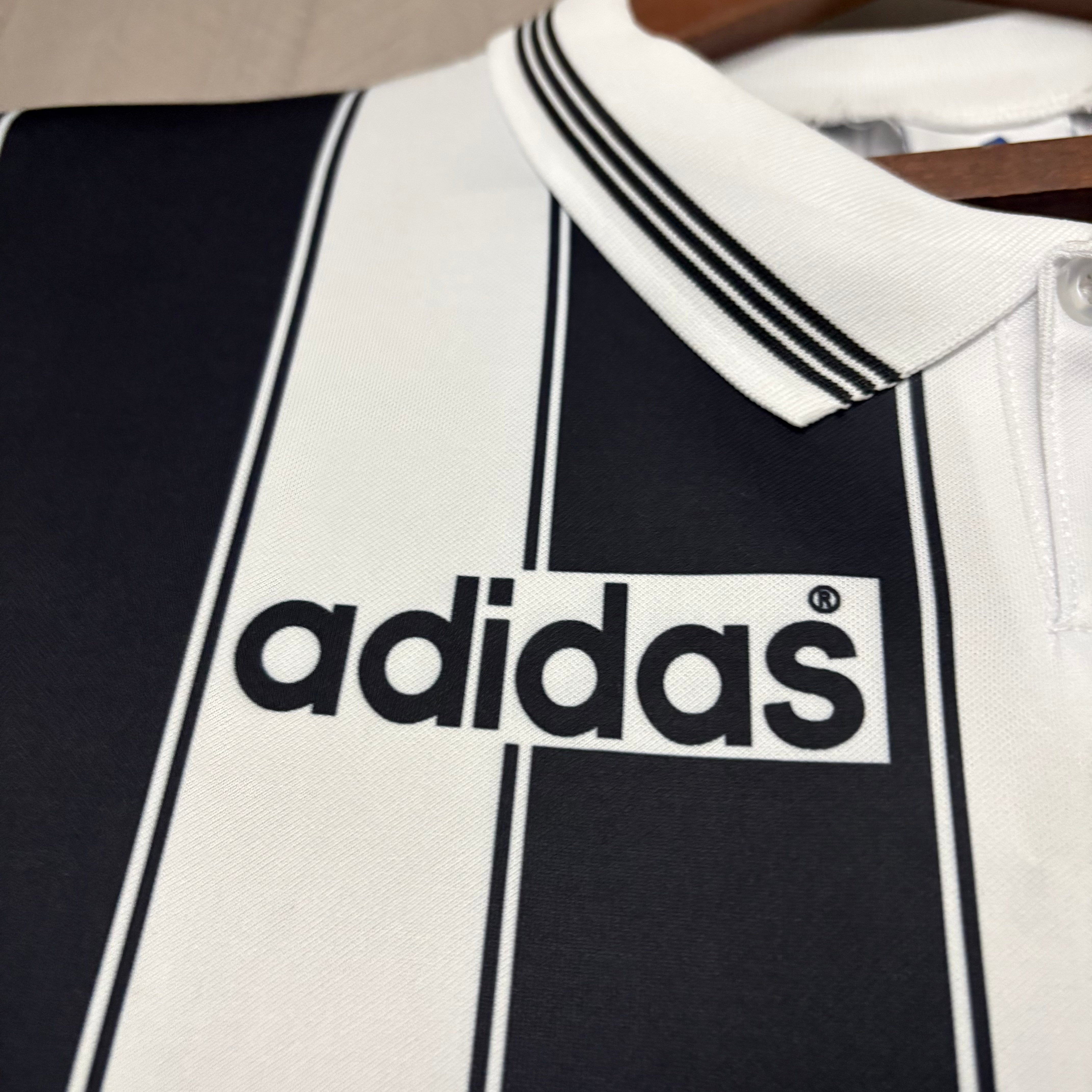 Retro Besiktas 1996/97 Away Jersey