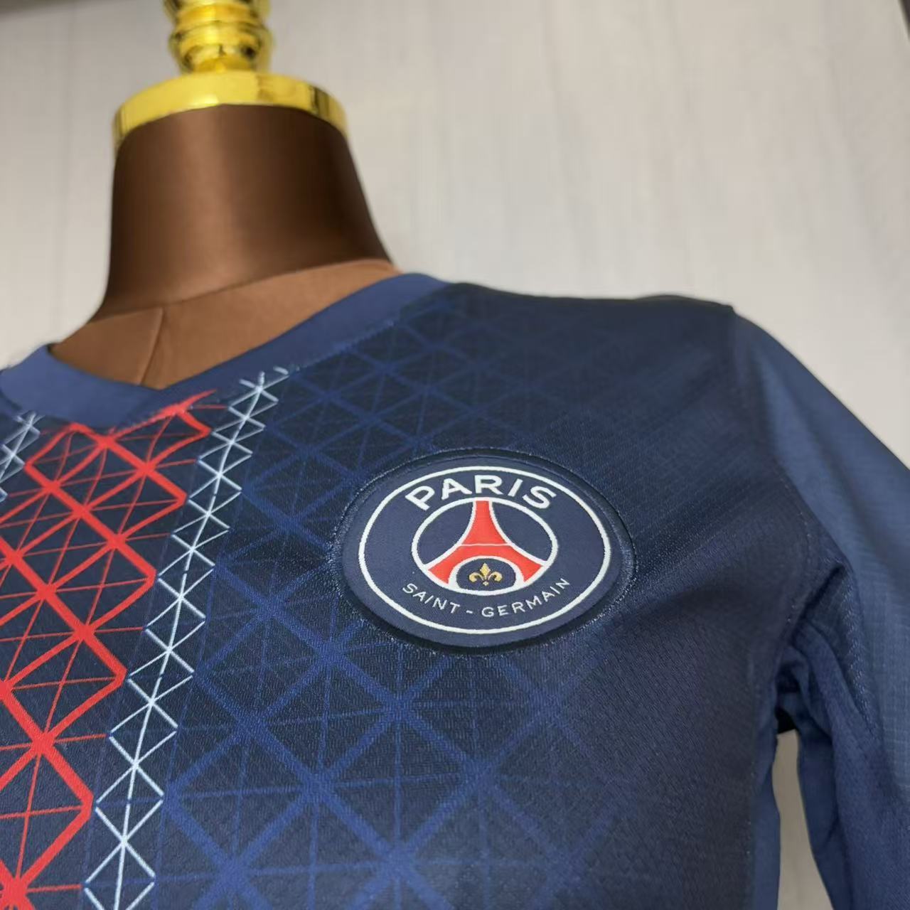 Women's 2025/26 PSG Home Jersey
