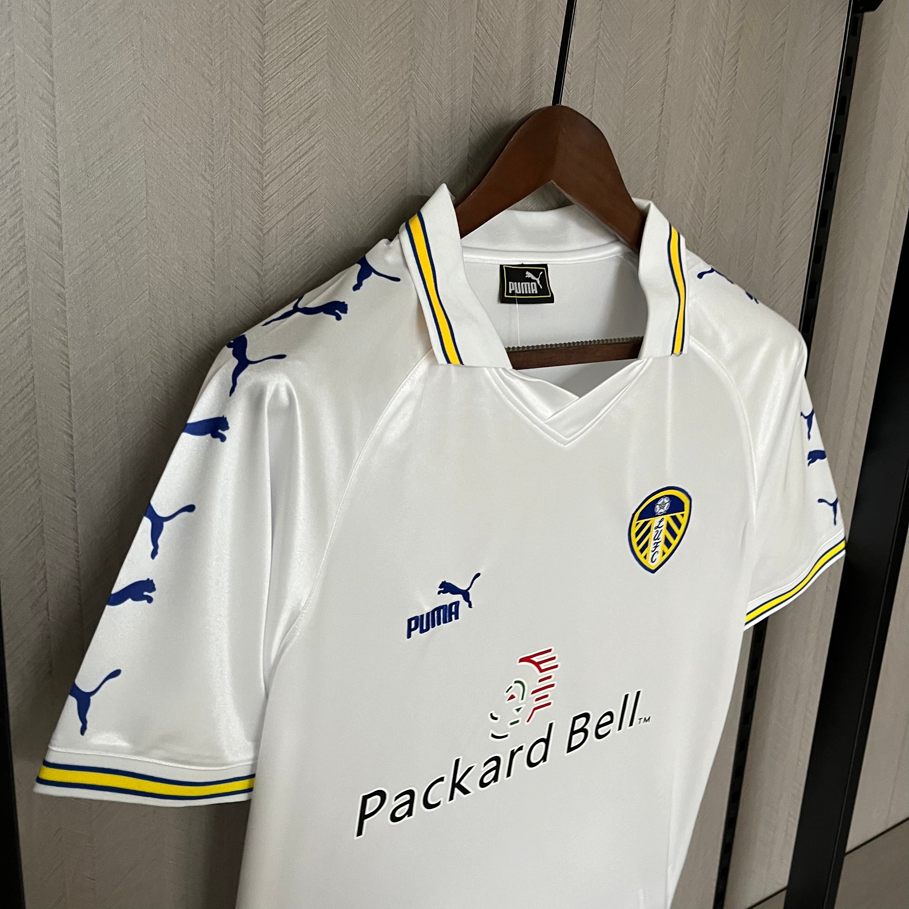Retro Leeds United 1999 home jersey