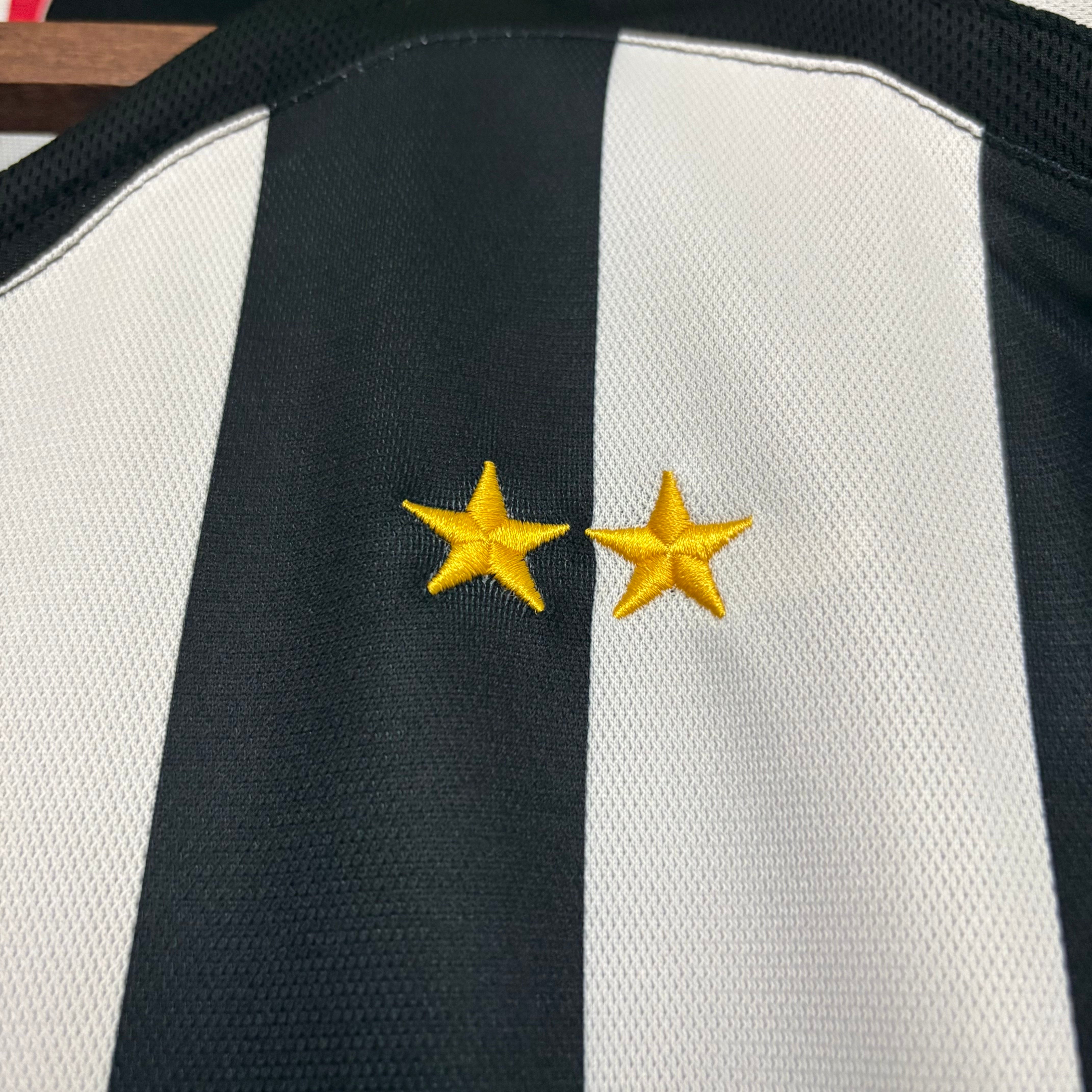 Retro 2005/06 YW Home Jersey