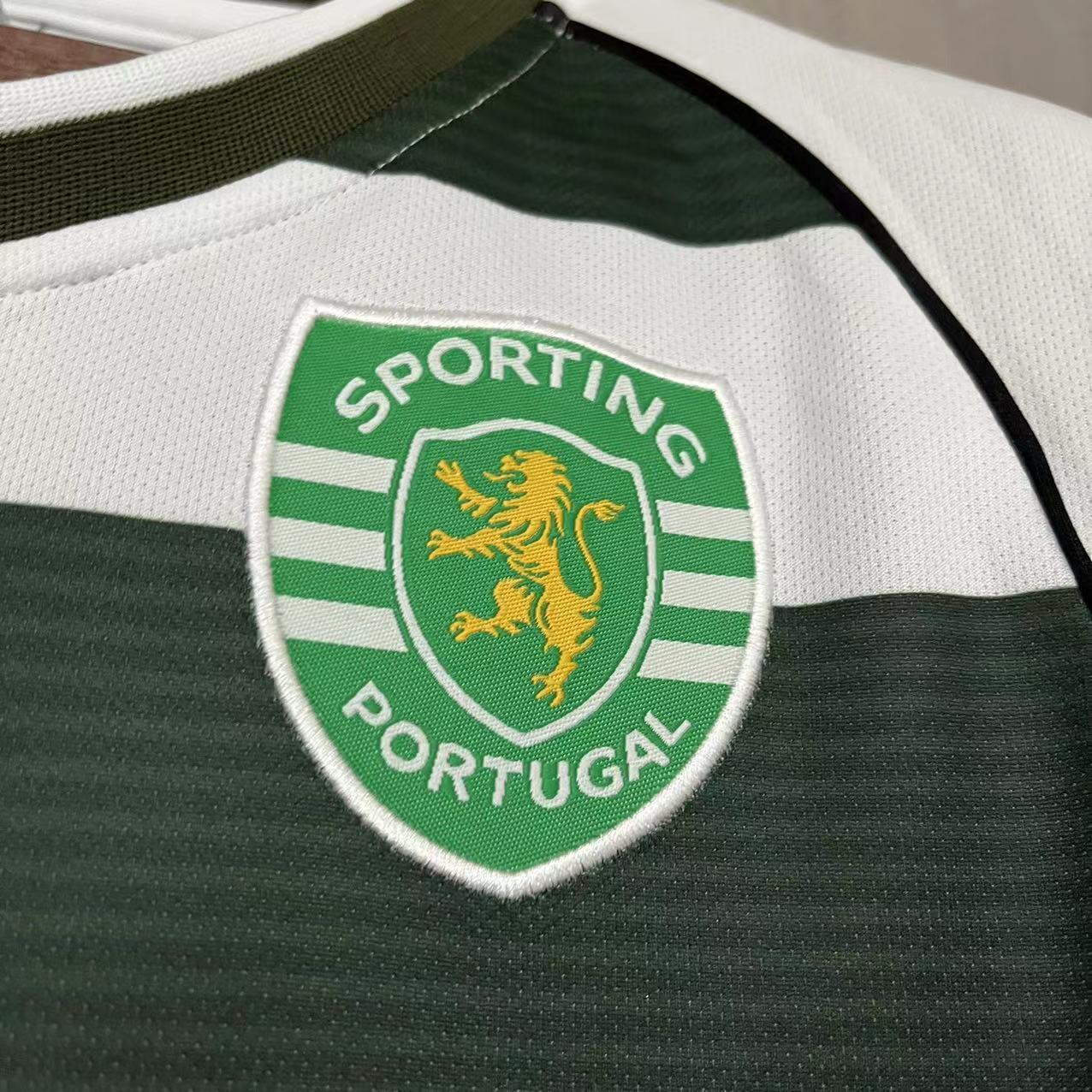 Retro Sporting Lisbon 01/03 Home C. RONALDO
