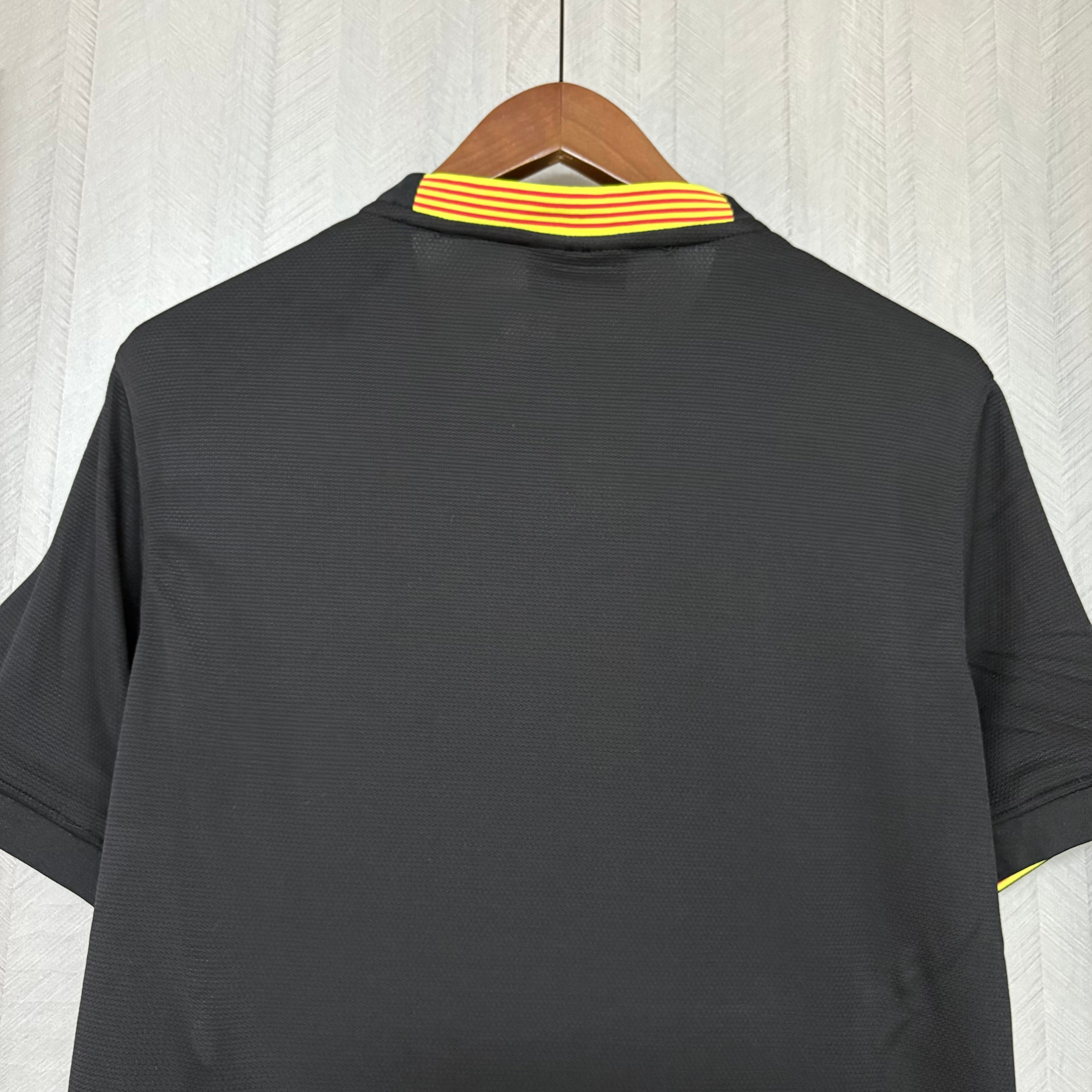 Retro Barcelona 2013/14 III Jersey