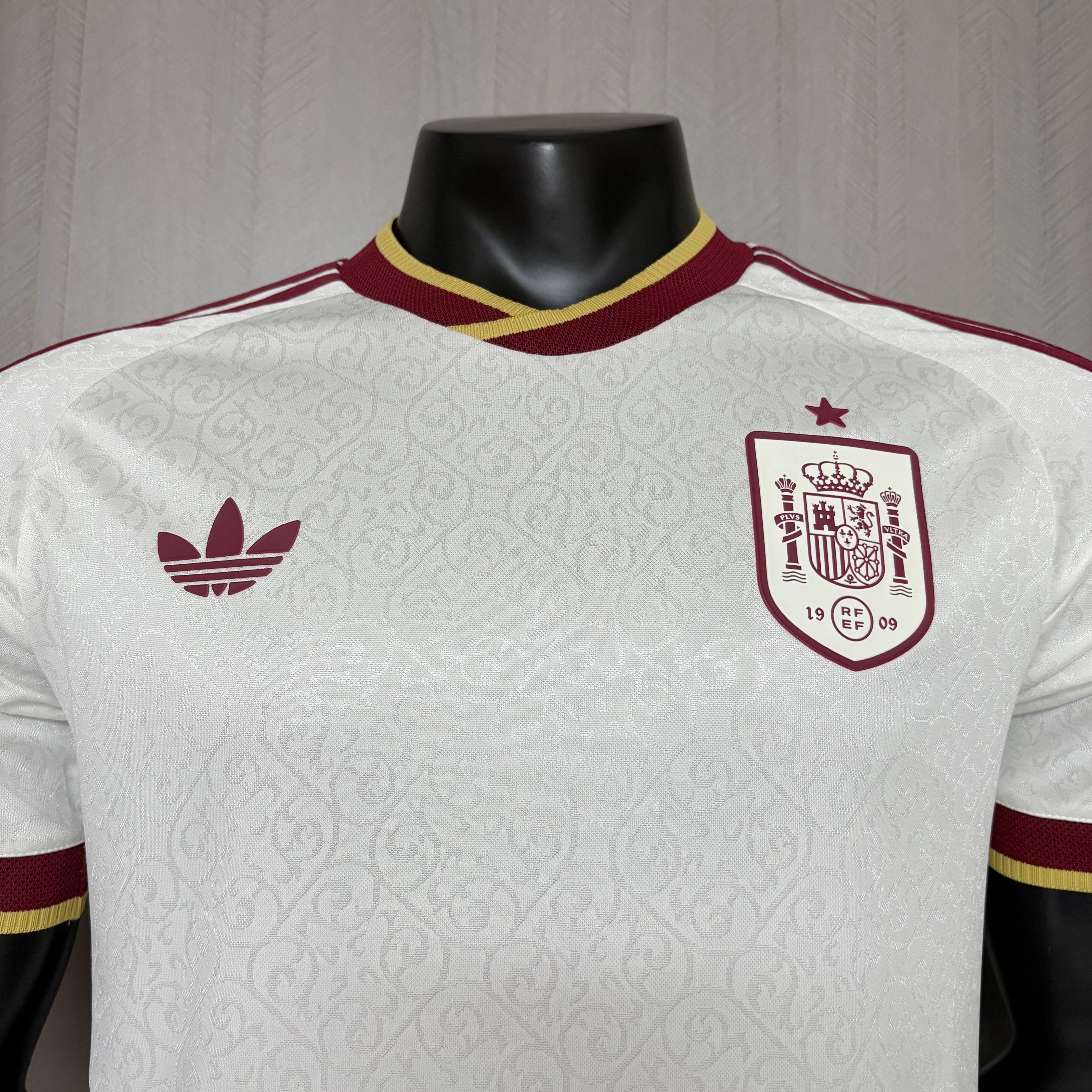Player version 2026/27 Spain Away Jersey