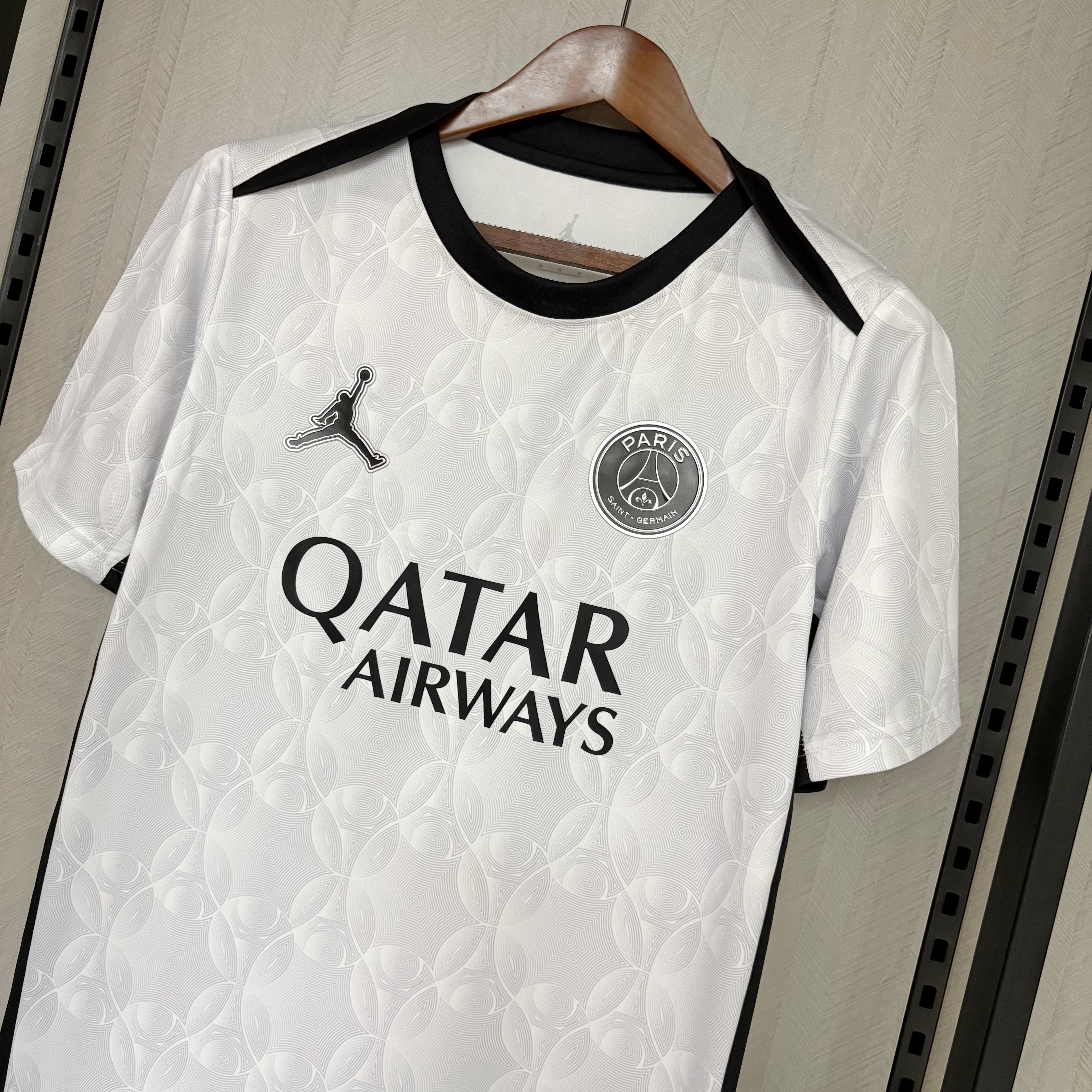 26/27 PSG Home Jersey