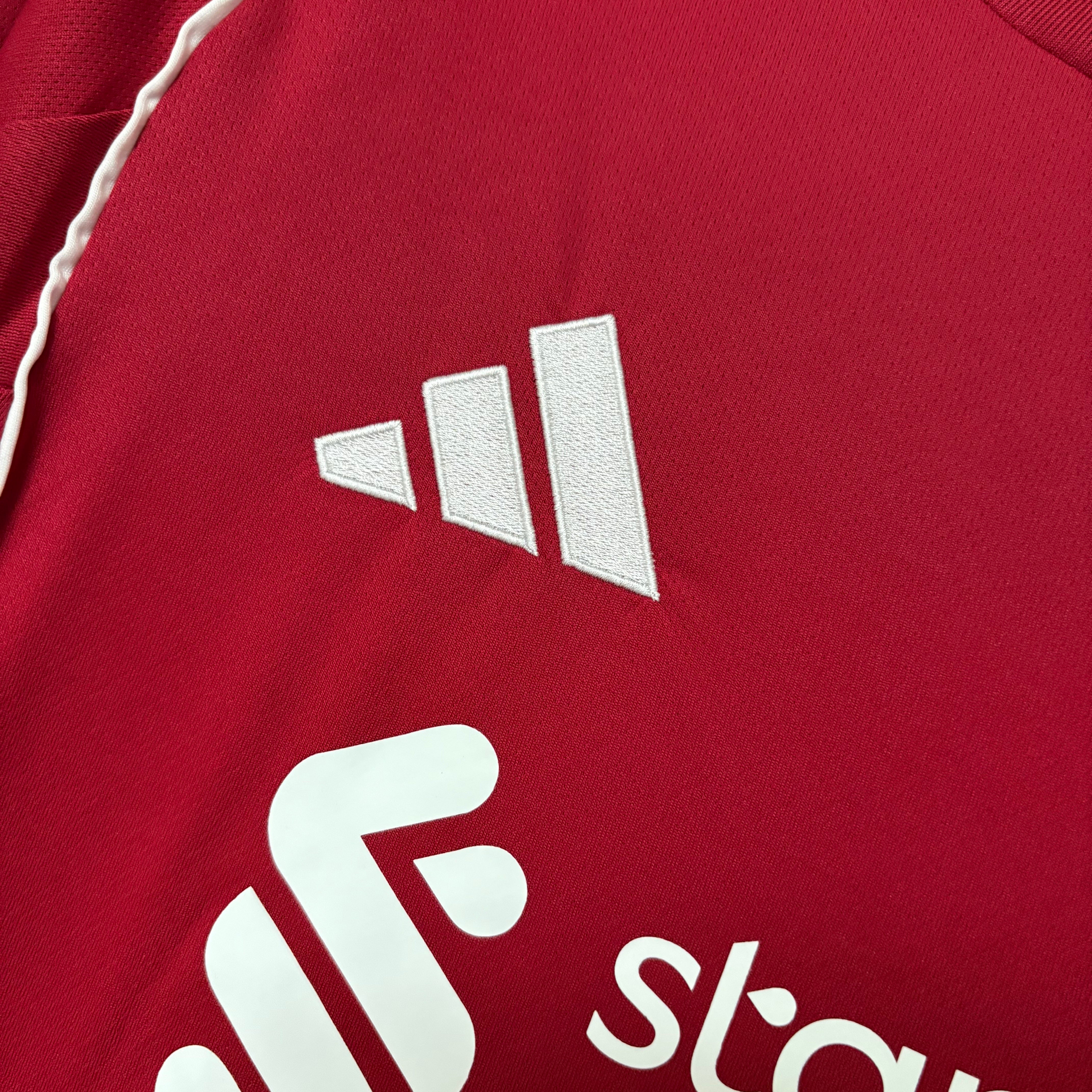 Long Sleeve 2025/26 Liverpool Home Jersey