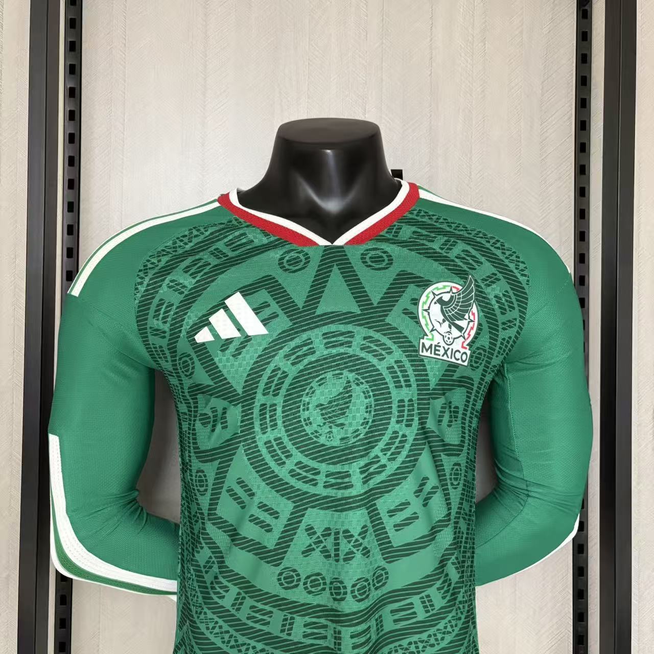Player version long-sleeved 2026 Mexico home jersey