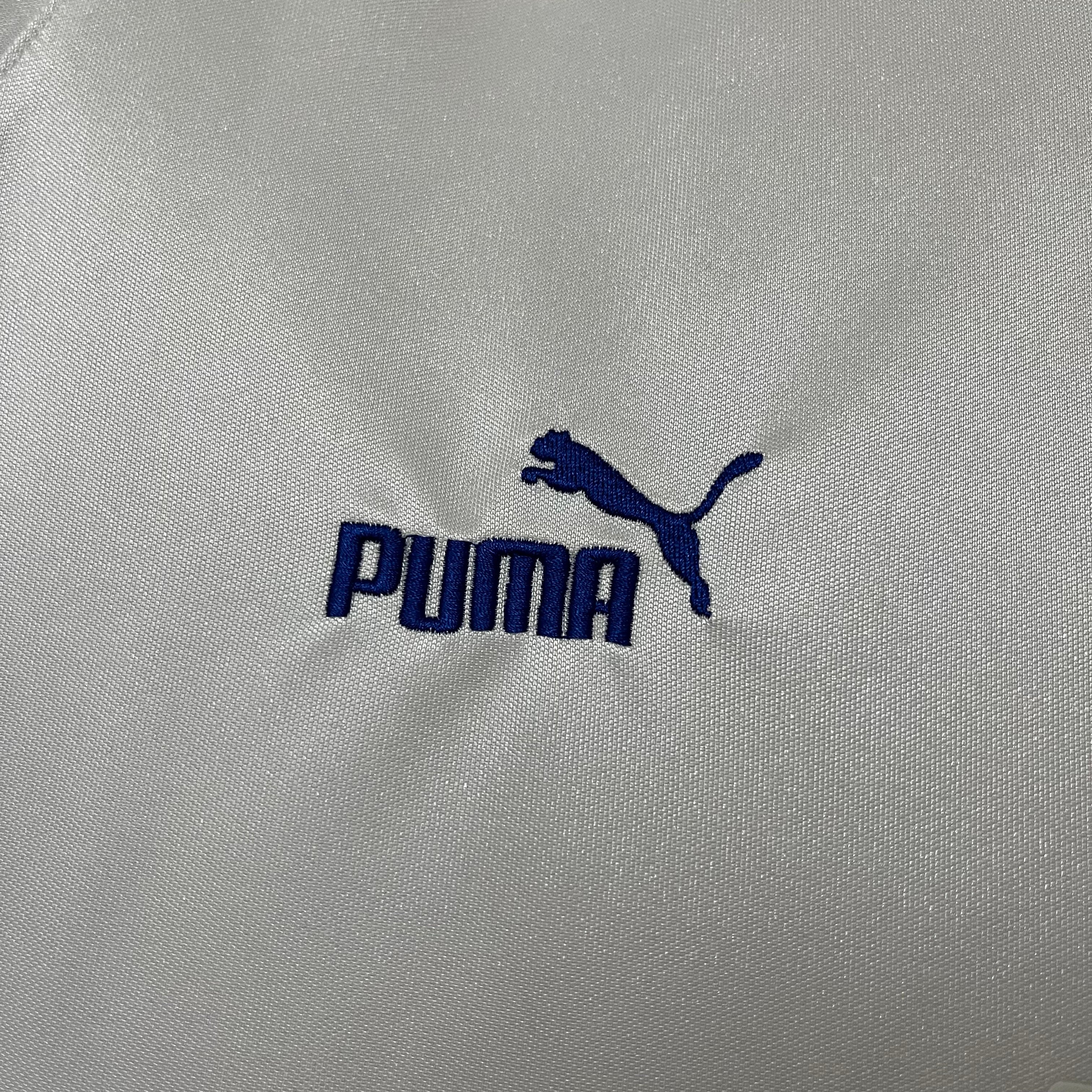 Retro Leeds United 1999 home jersey