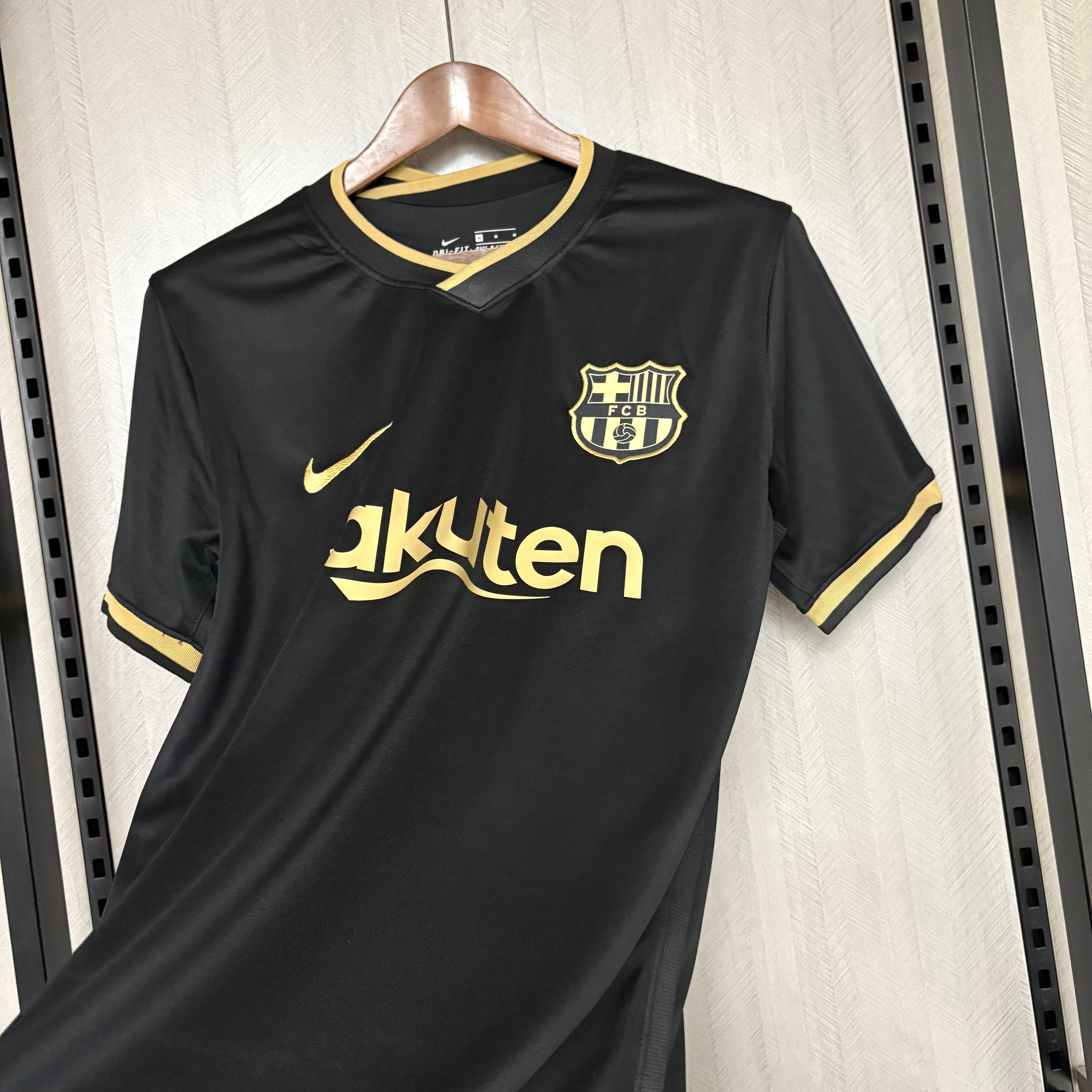 Retro Barcelona 2020/21 Away Jersey