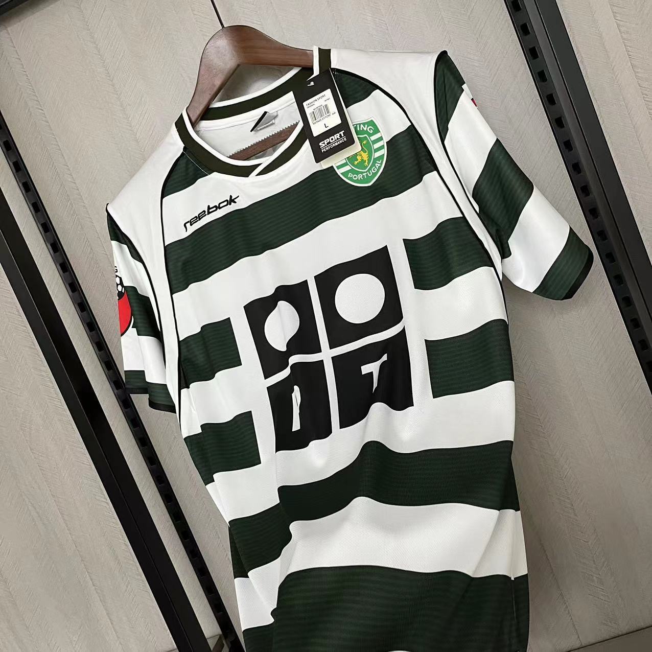 Retro Sporting Lisbon 01/03 Home C. RONALDO