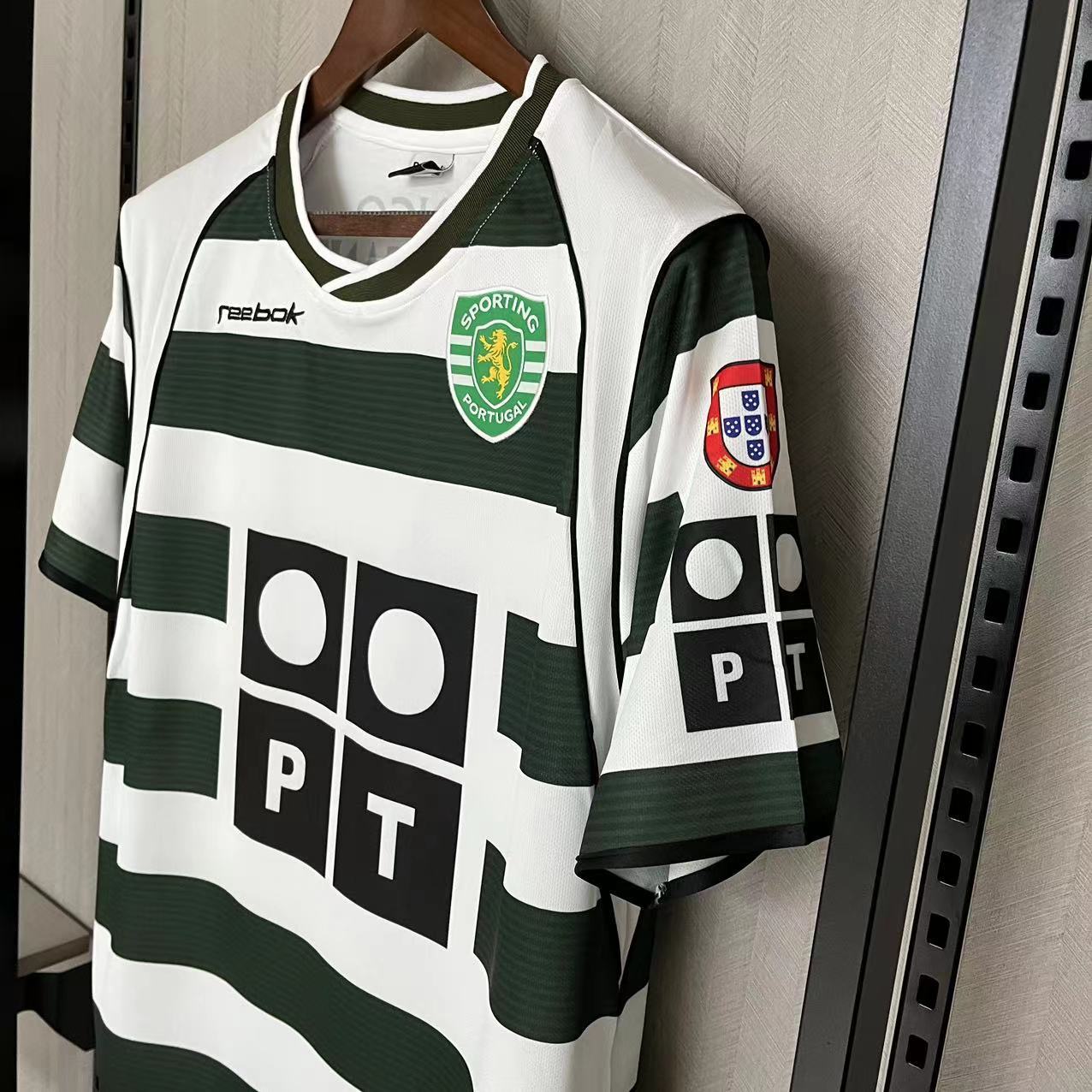 Retro Sporting Lisbon 01/03 Home C. RONALDO