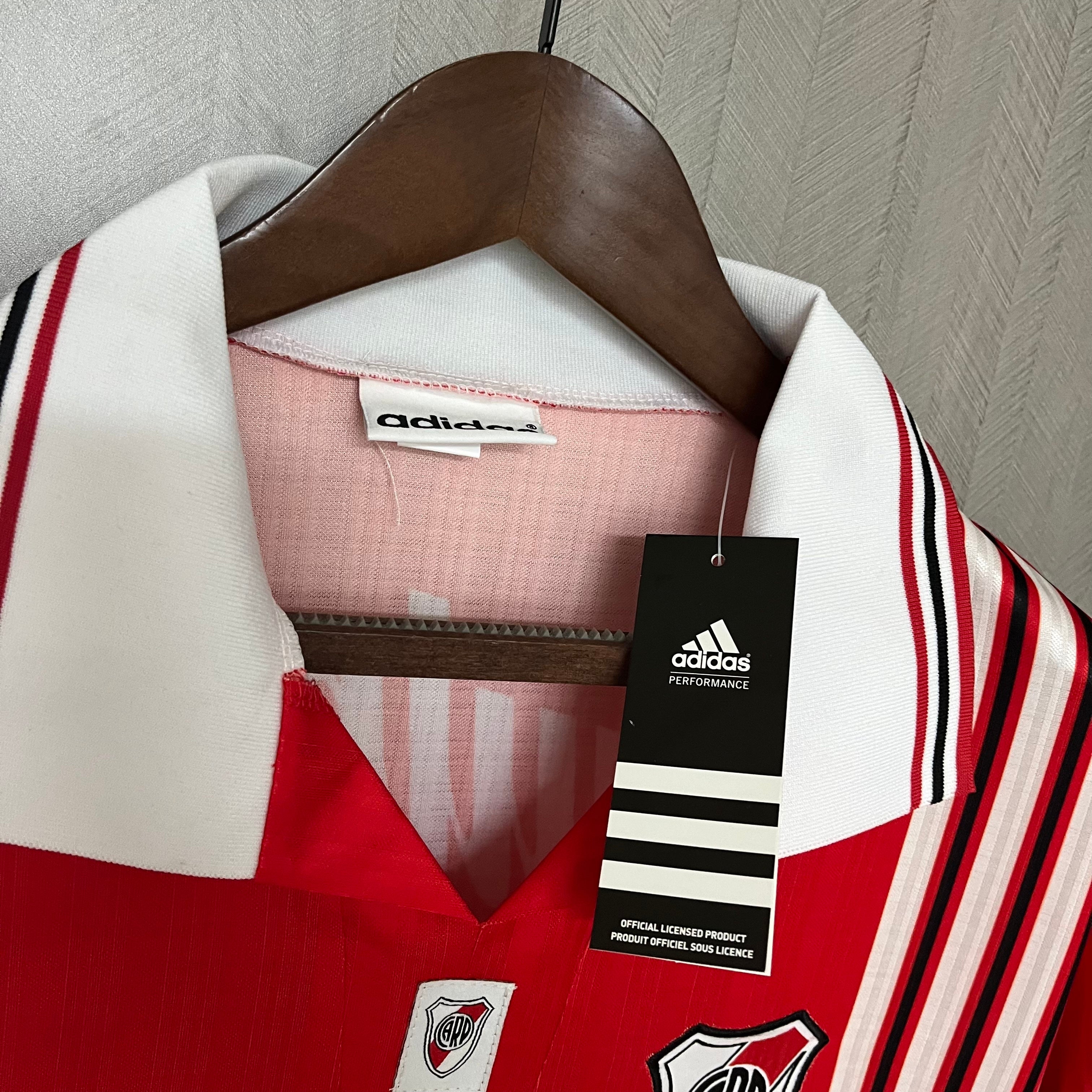 Retro River Plate 1996/97 Away