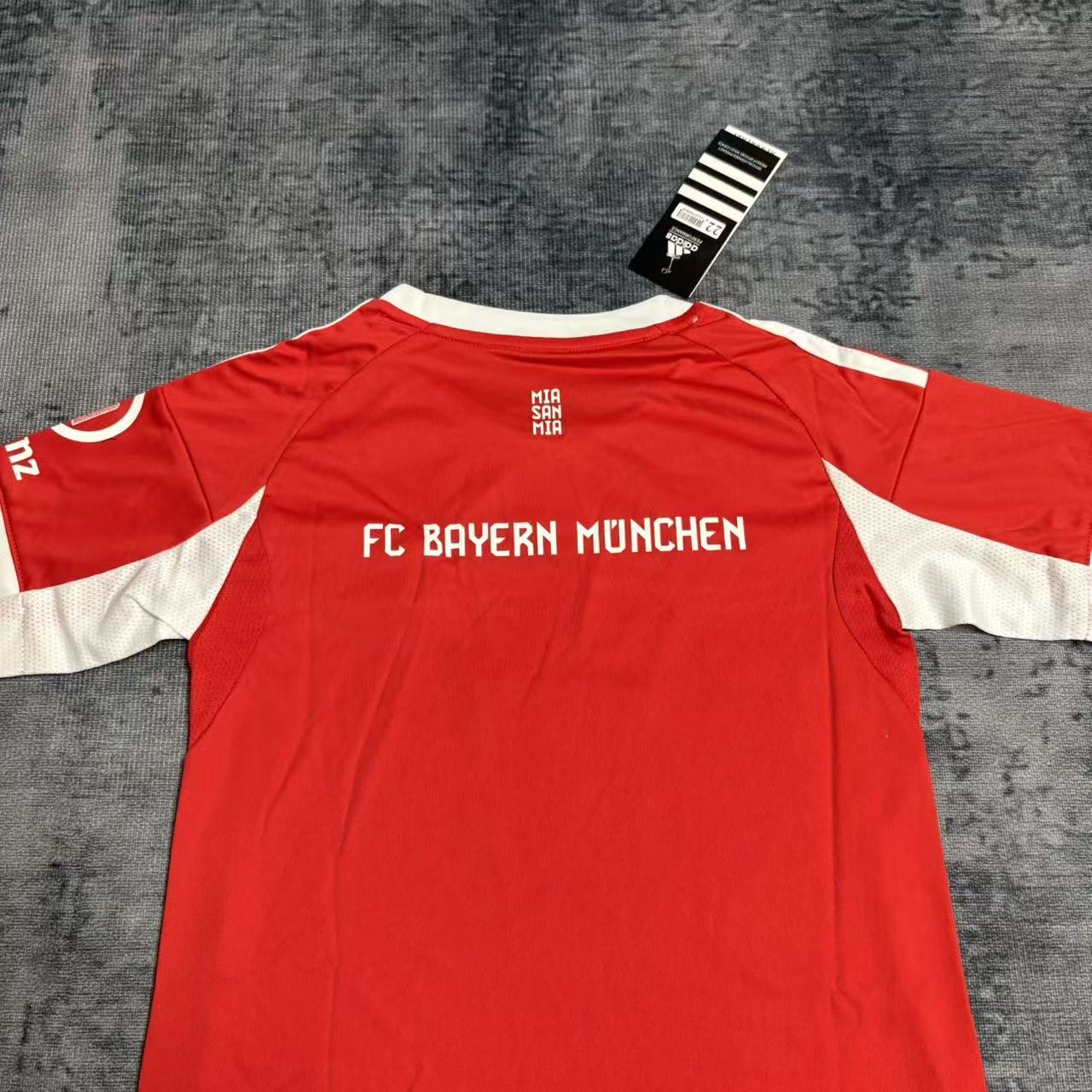 Kids 2025/26 Bayern Munich Home Jersey