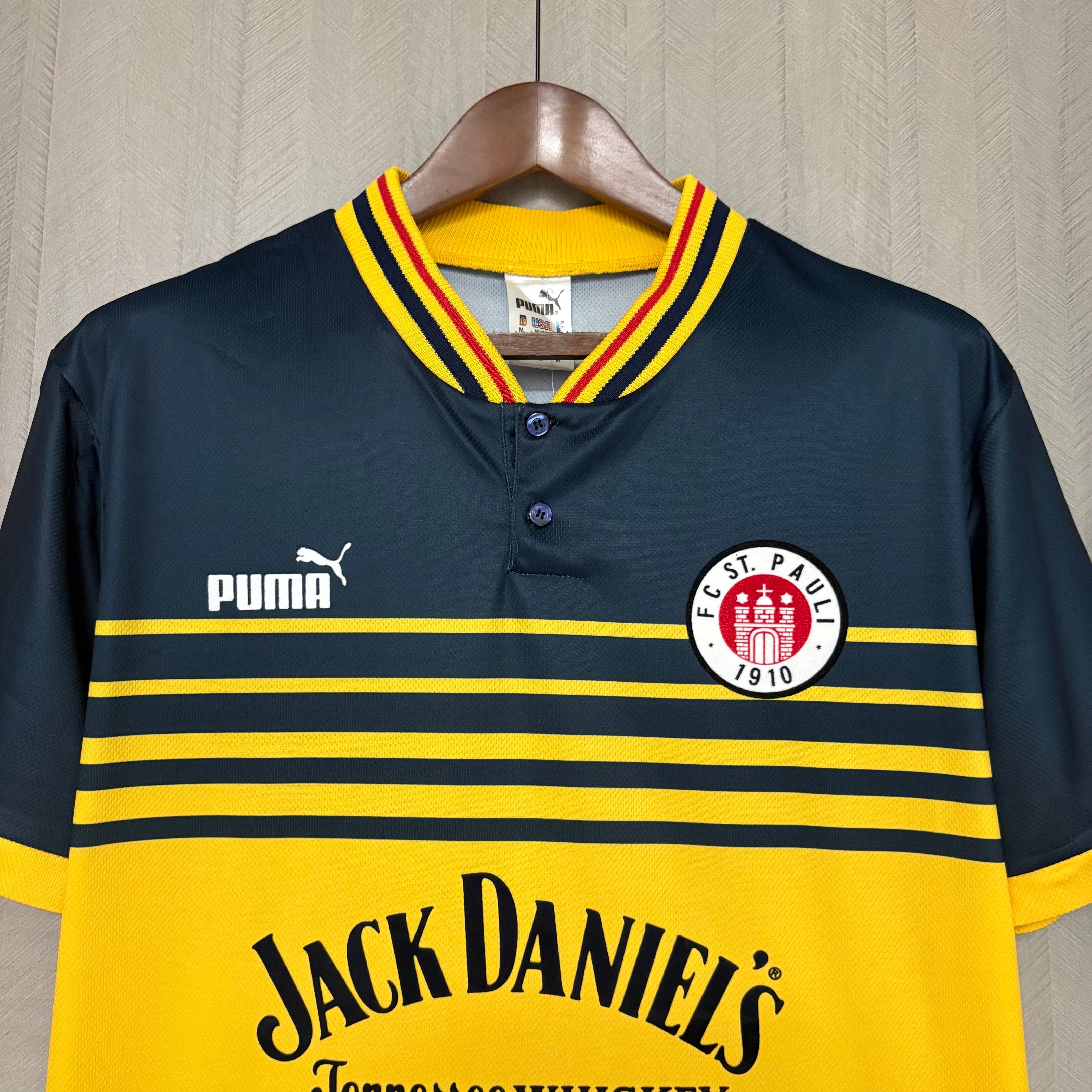 Retro St. Pauli 1997/98 away jersey