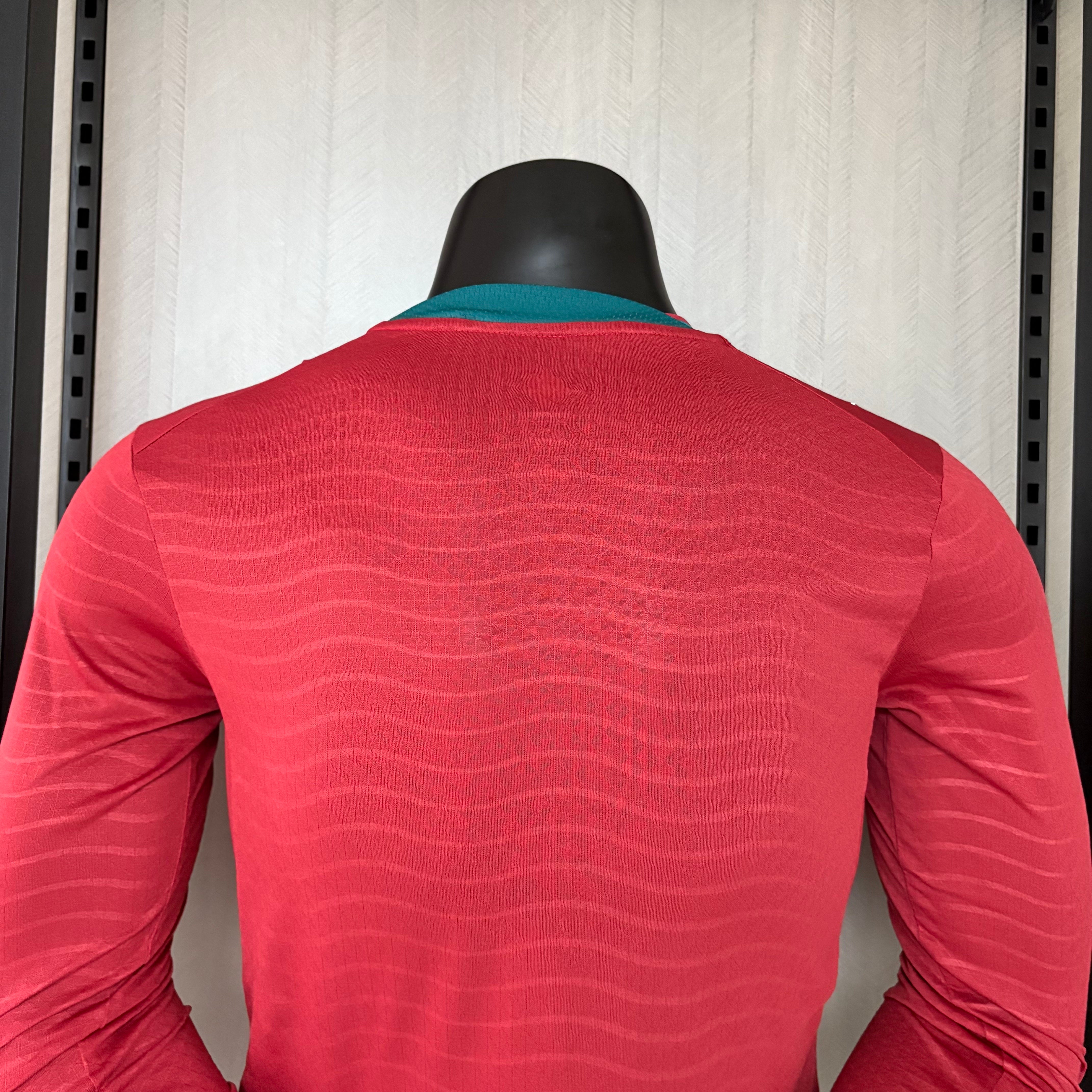 Player version long-sleeved 2026 Portugal home jersey