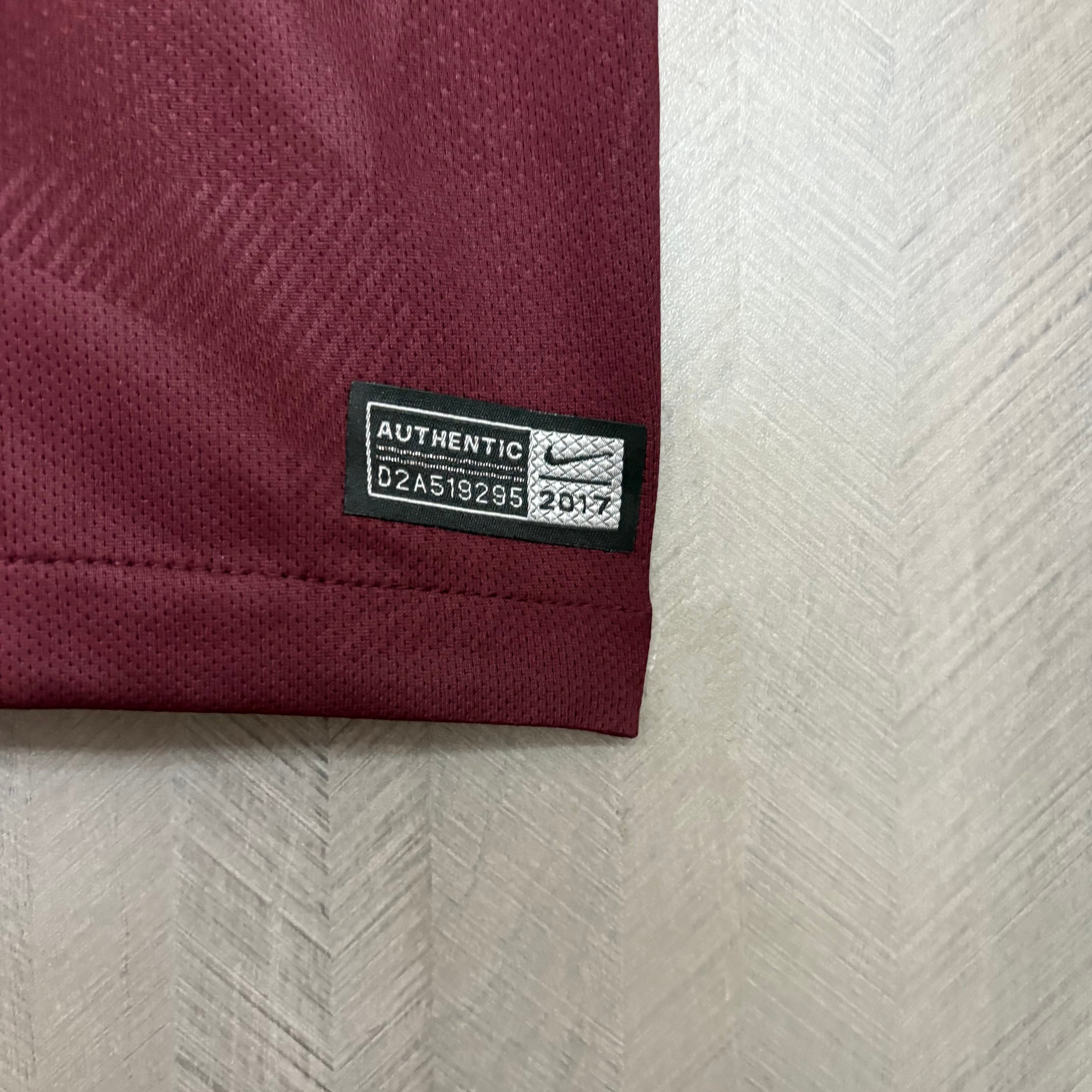 Retro Barcelona 2017/18 III Jersey