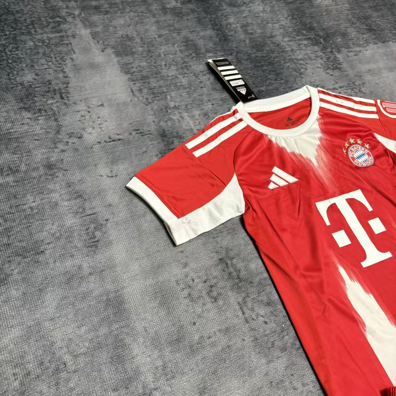 Kids 2025/26 Bayern Munich Home Jersey