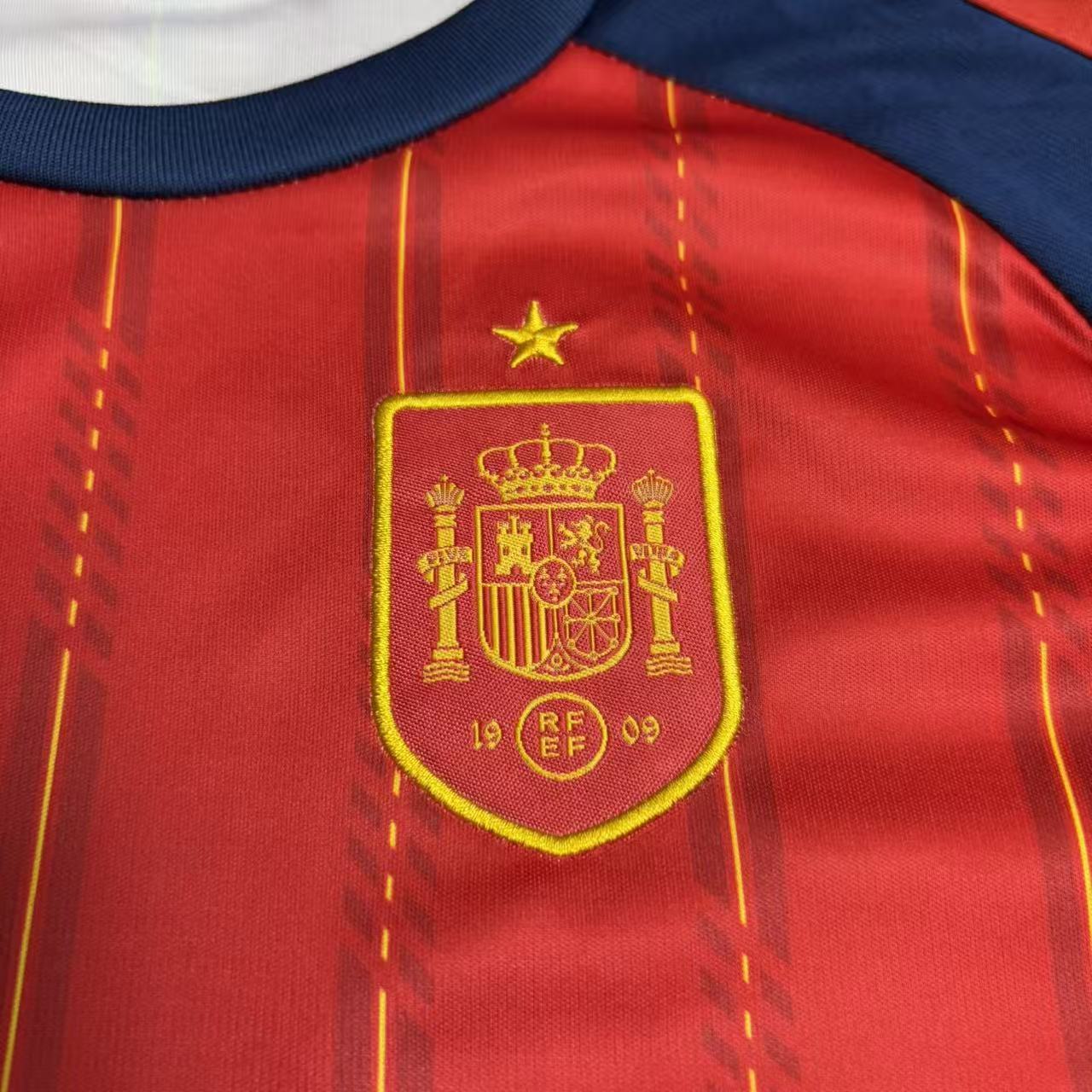 Kids 2026 Spain Home Jersey